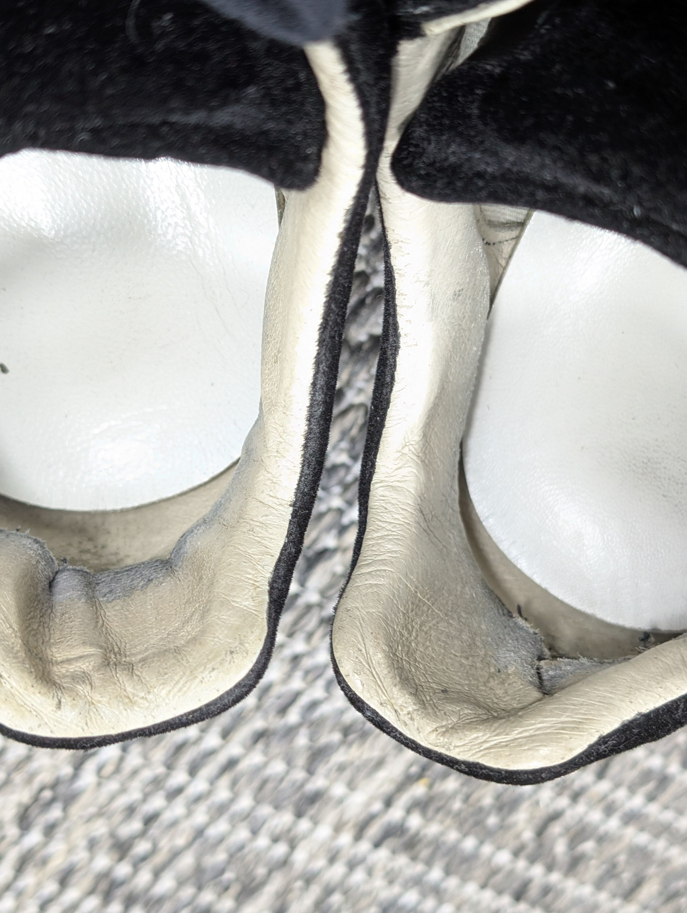 Maison Margiela Maison Margiela GAT Replica Black Velvet Dipped Sneakers Size US 9 / EU 42 - 10 Thumbnail