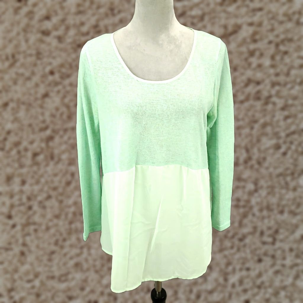 Vintage Womens Medium Top Tunic Blouse Umgee Green Long Sleeve Scoop Neck Pullover Lightweight Sheer Casual Bohemian Classic Size M / US 6-8 / IT 42-44 - 1 Thumbnail