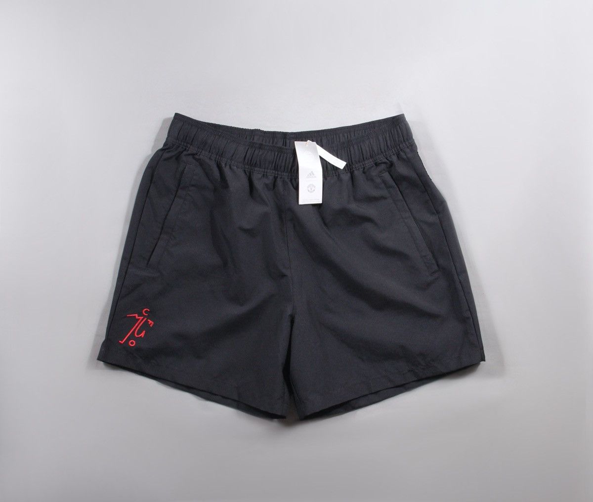 Adidas Adidas Manchester United BNWT Soccer Football Shorts L Size US 34 / EU 50 - 1 Thumbnail