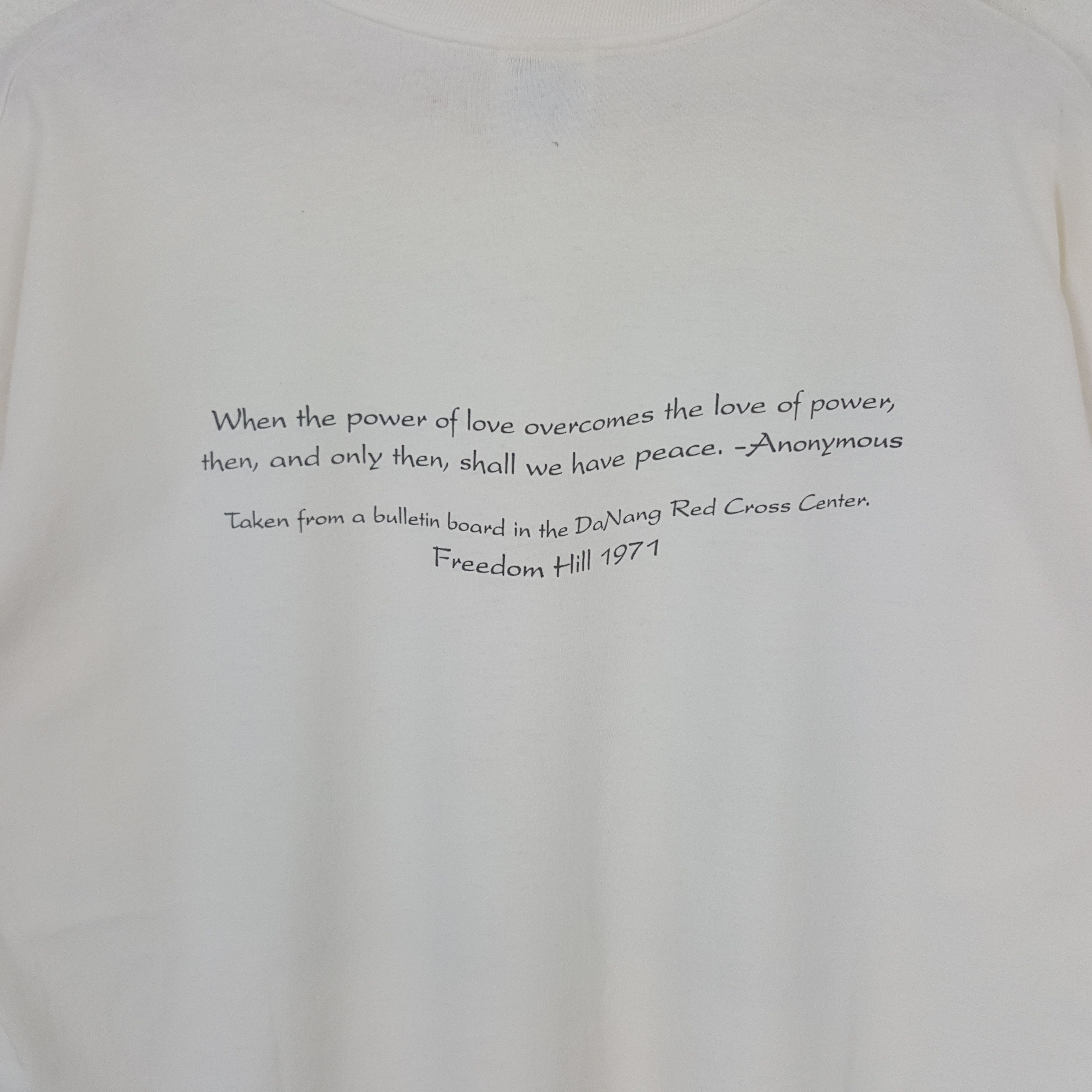 Vintage Vintage White Angel Monument Freedom Hill 1971 Tshirt RR3 Size US XL / EU 56 / 4 - 4 Thumbnail