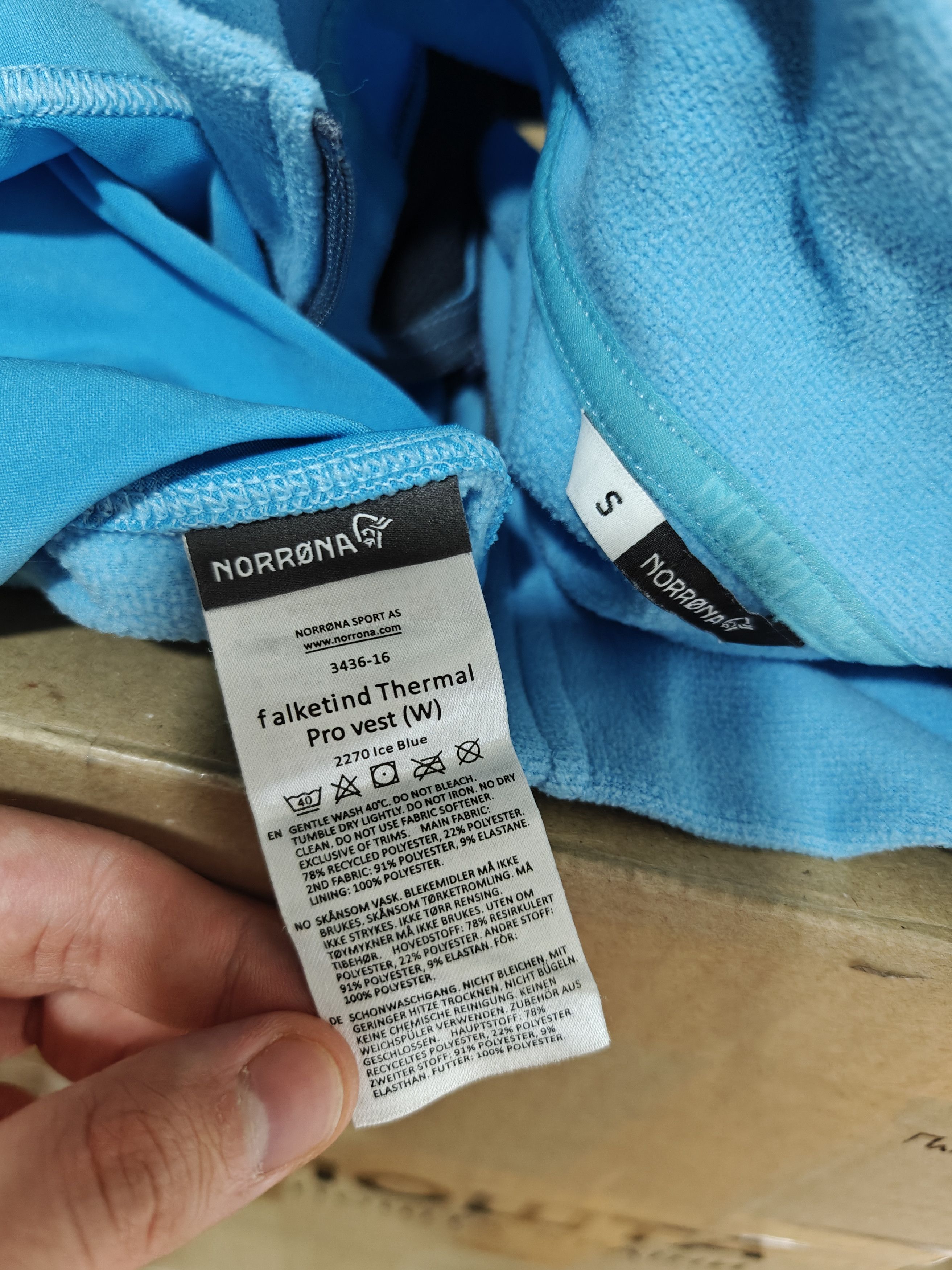 Norrona Norrona Pro Vest Jacket Falketind Thermal Blue size S Size S / US 4 / IT 40 - 11 Thumbnail