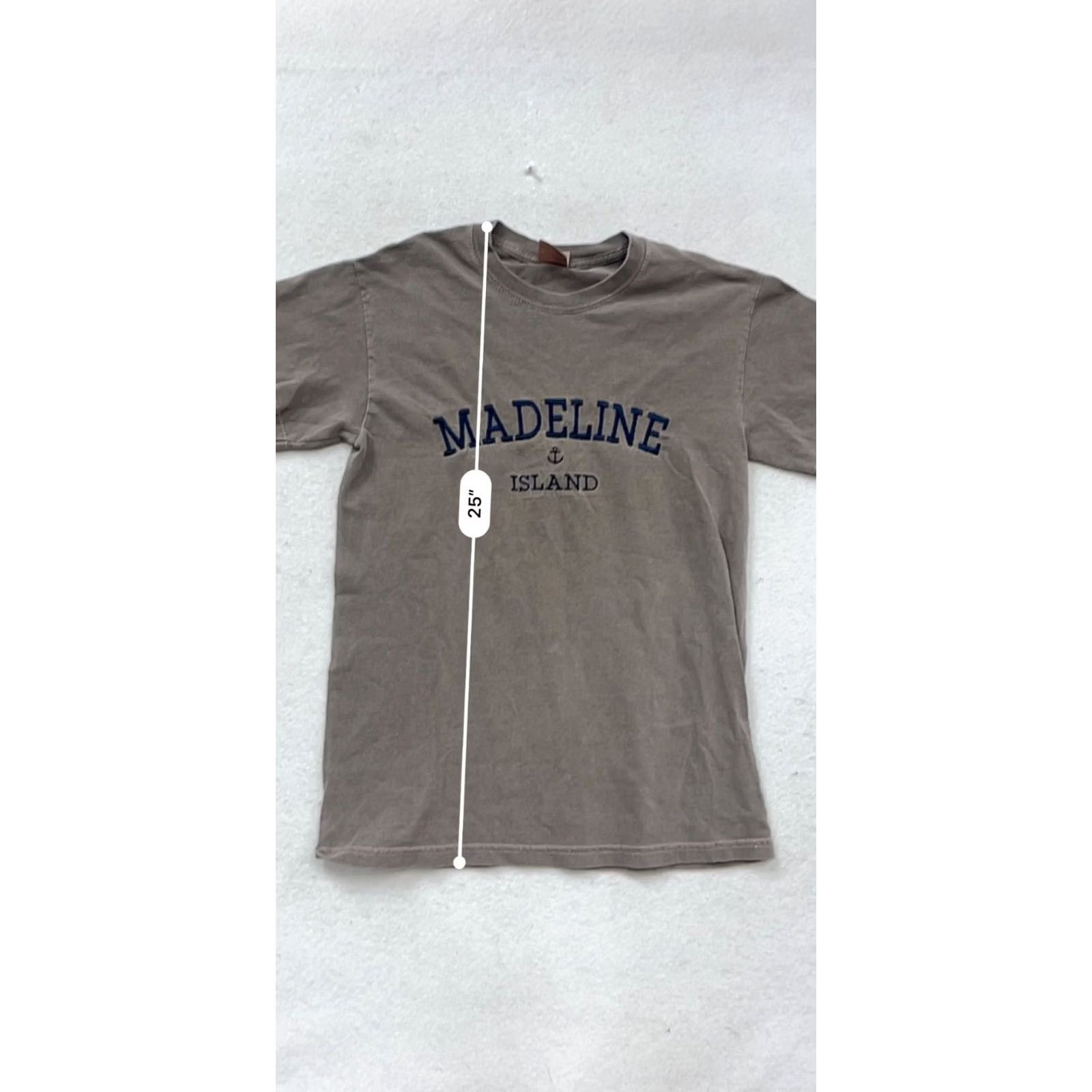 Gildan Madeline Island Graphic T-Shirt Brown S Women's S Cotton Crewneck Short Sleeves Summer Gildan Size US S / EU 44-46 / 1 - 7 Thumbnail