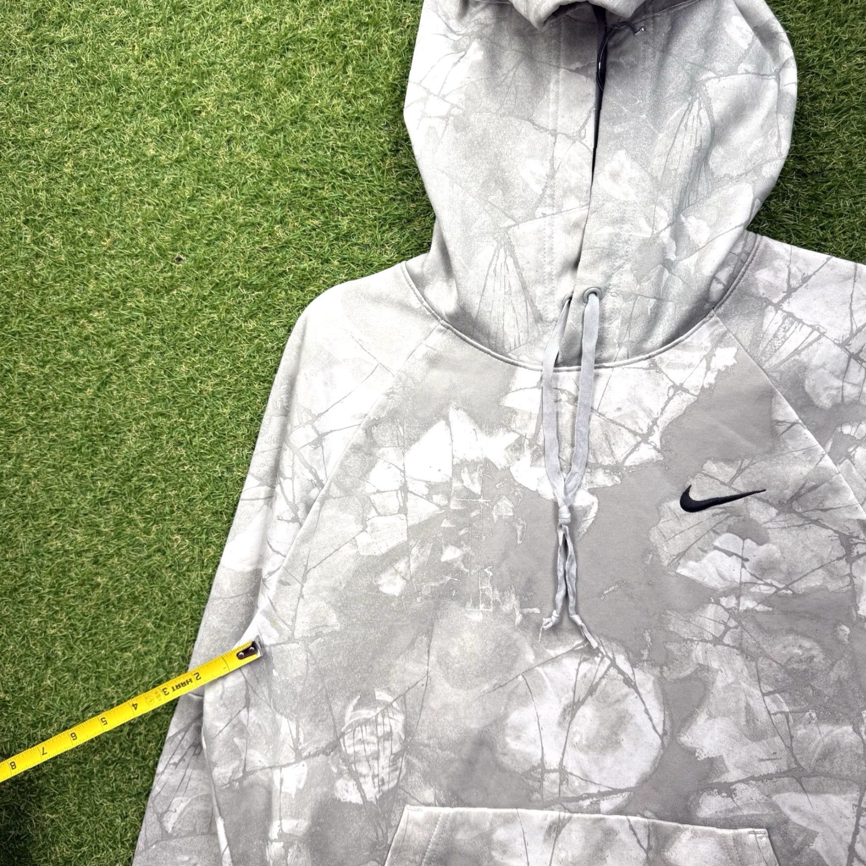 Nike Nike Camo Hoodie Mens Small Pullover Training Therma-FIT Sweatshirt DD1757-084 Size US S / EU 44-46 / 1 - 7 Thumbnail