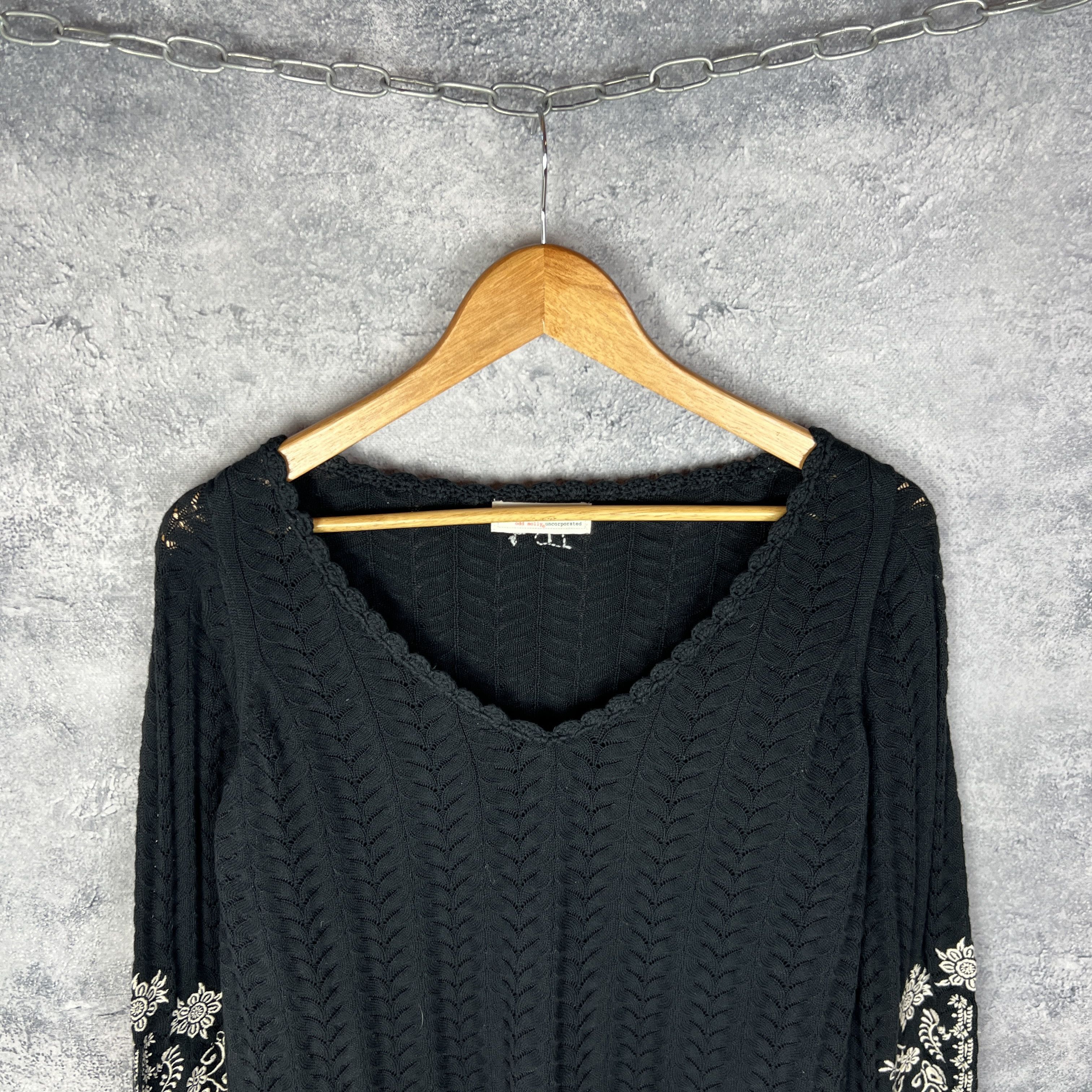 Vintage Odd Molly Sweater Women's Size 1 V-Neck Black Cotton Size XS / US 0-2 / IT 36-38 - 2 Thumbnail