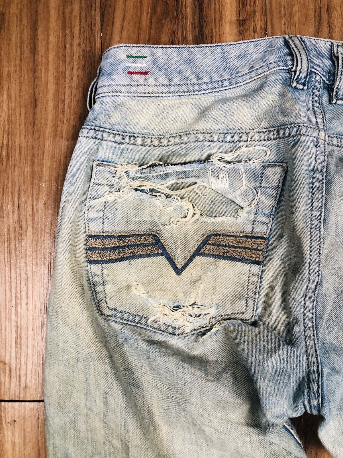 Diesel Diesel Industry Distressed Jeans (35) Size US 29 - 21 Thumbnail