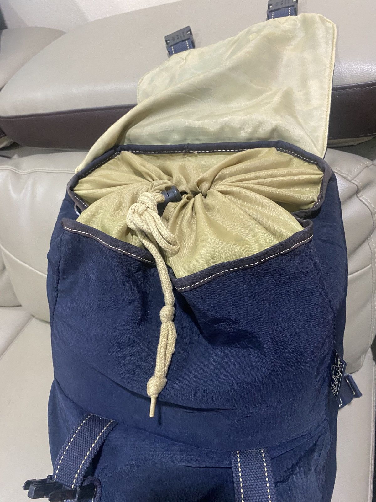 Vintage Kipling Big Logo Rucksack Backpack display picture 2