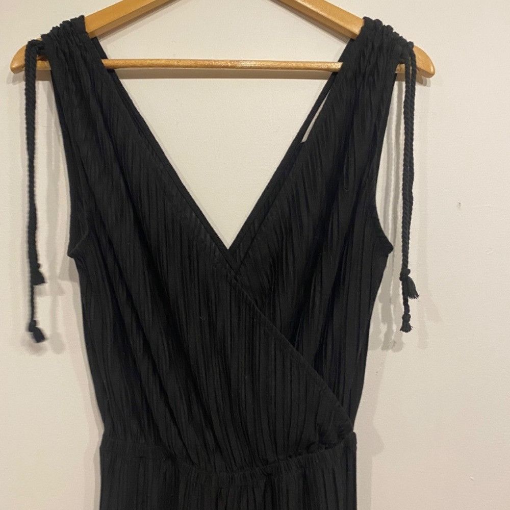 Other Cupcakes & Cashmere Ibiza Black Wide Leg Pleated Jumpsuit Size 25" / US 0 / IT 36 - 5 Thumbnail