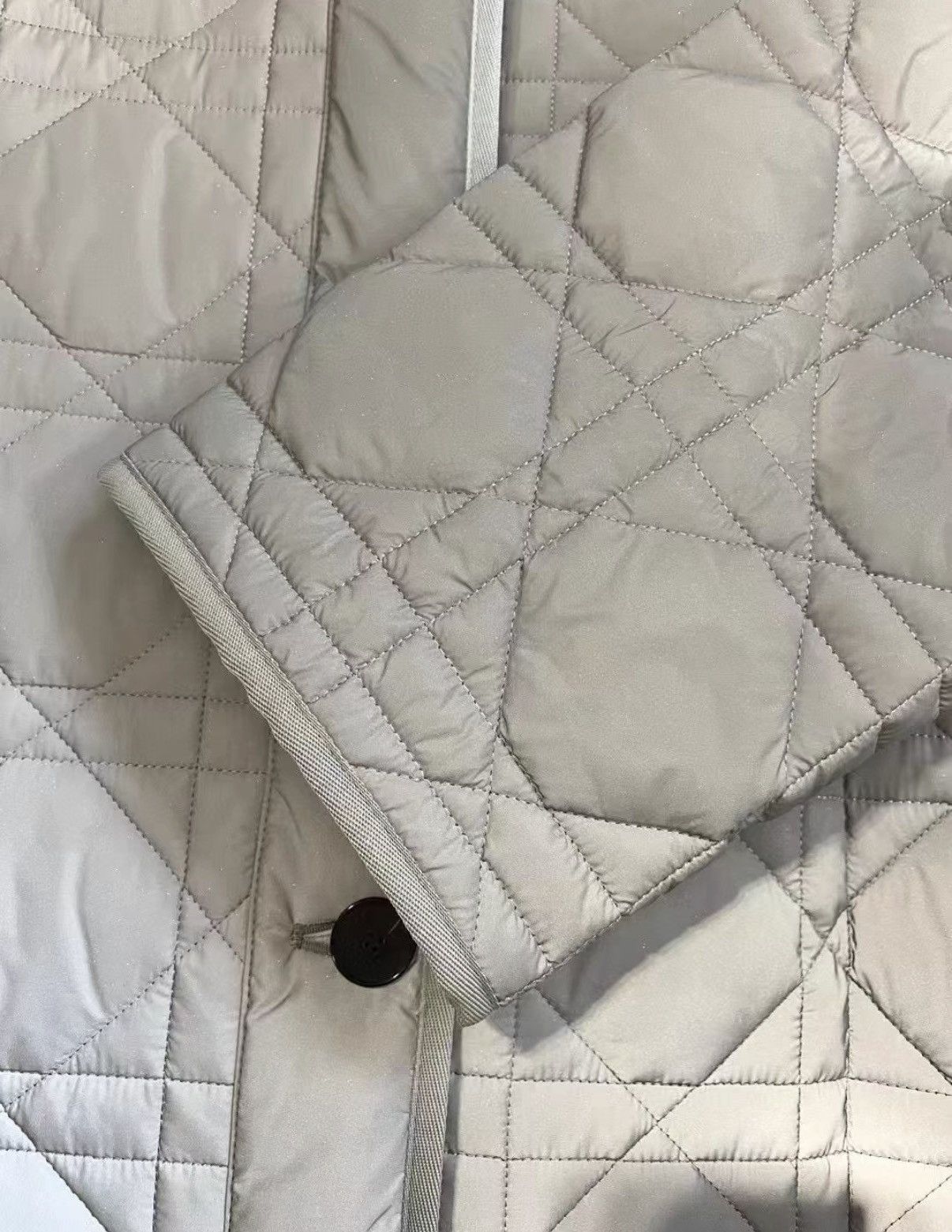 Dior Dior Classic Silver Reflective Quilted Cotton Jacket J33 Size XS / US 0-2 / IT 36-38 - 4 Thumbnail