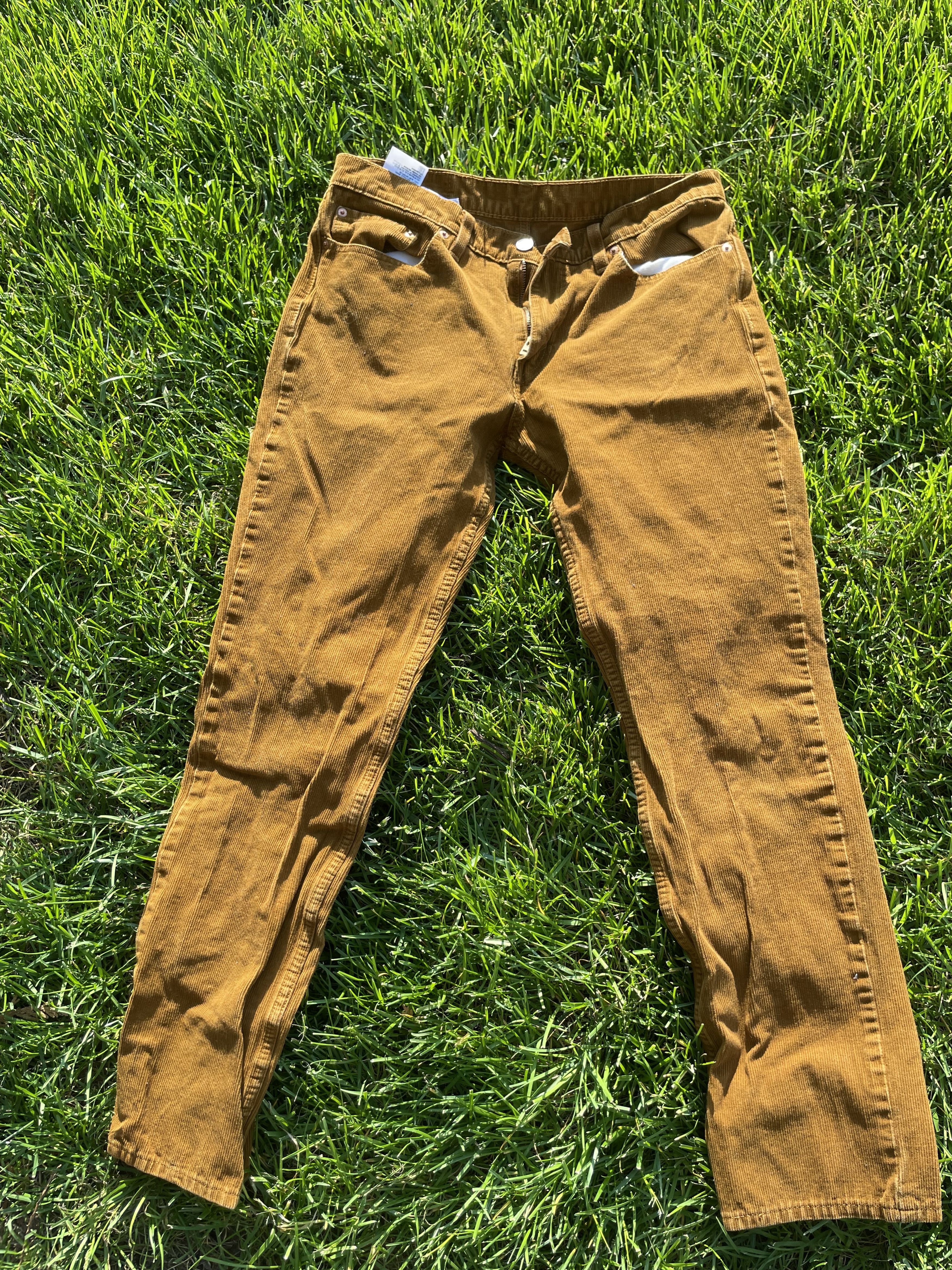 Levi's Levi's 511 Brown Corduroy Casual Pants Size US 32 / EU 48 - 1 Thumbnail