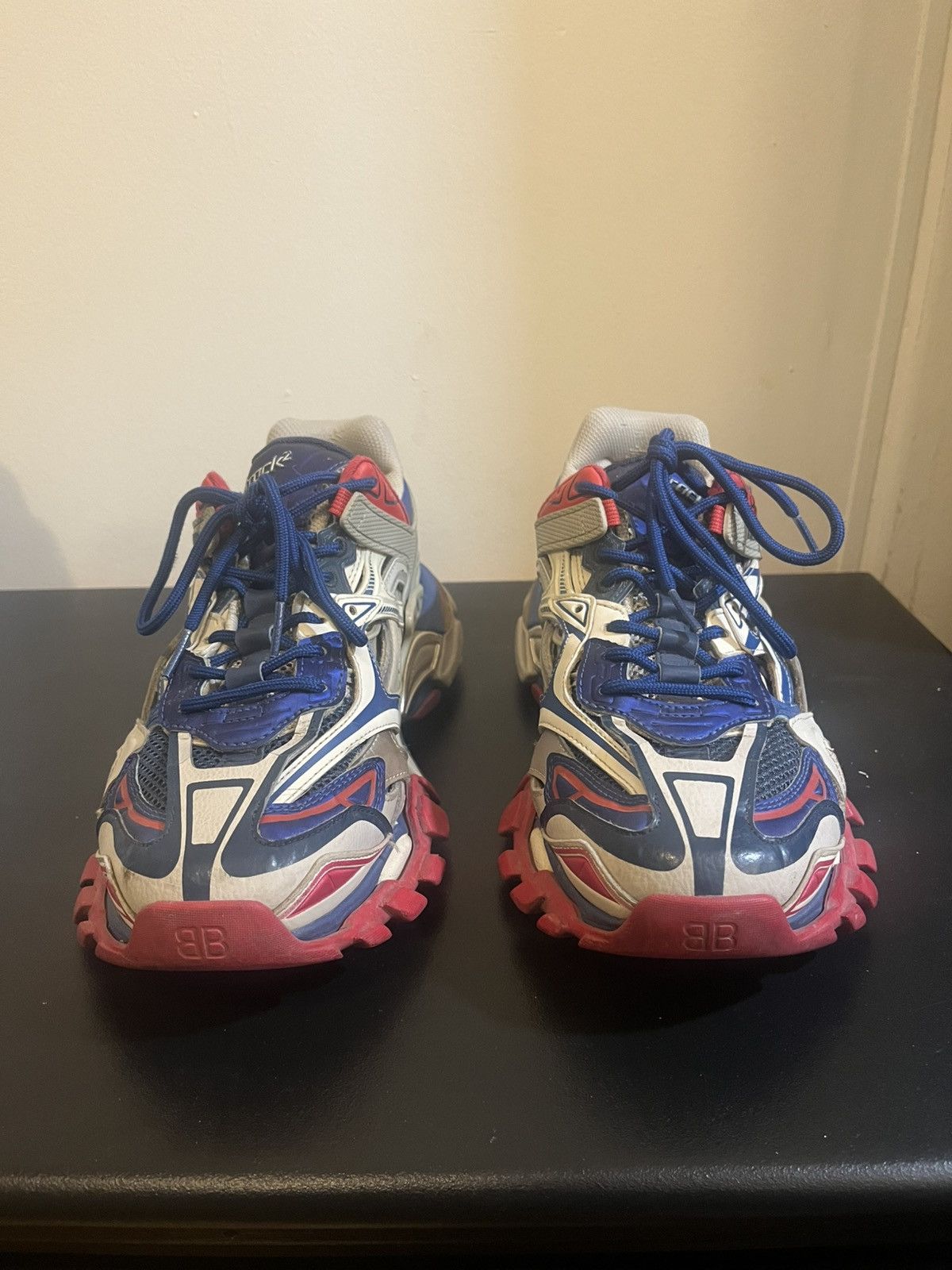 Balenciaga Balenciaga Track 2.0 Beige/Red/Blue Size US 9 / EU 42 - 2 Thumbnail