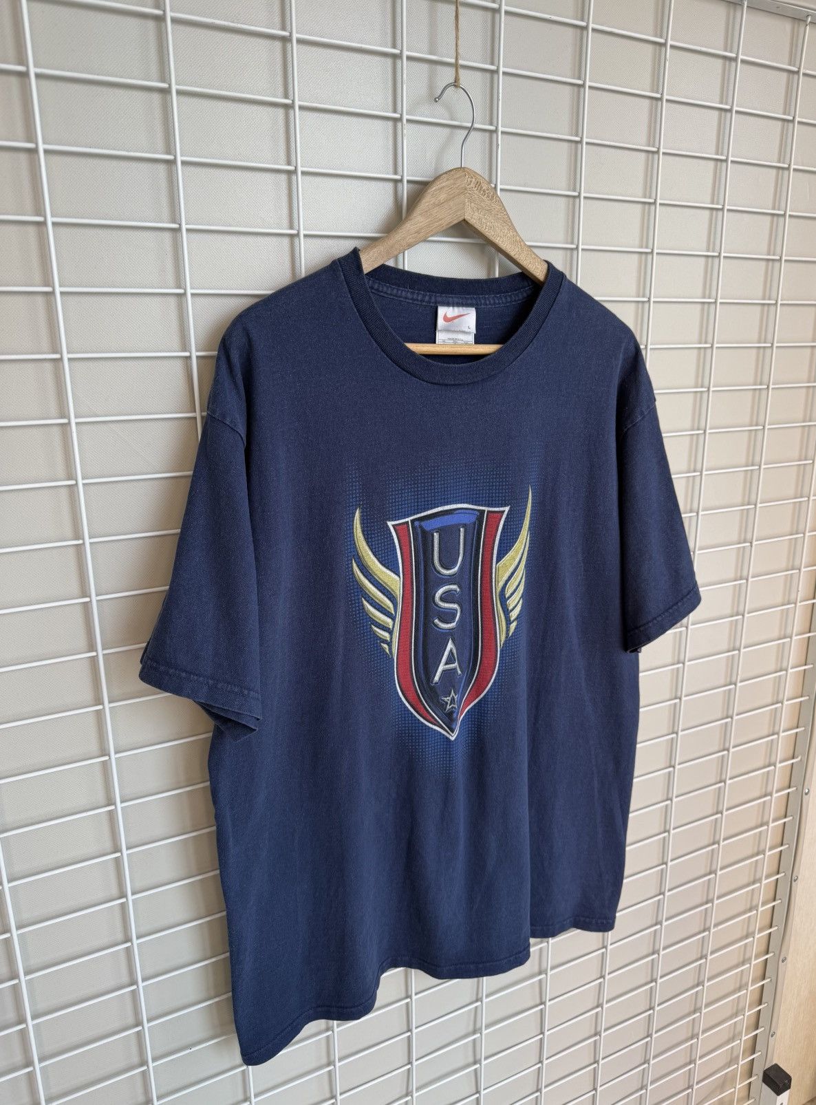 Nike Nike USA Big Logo T-Shirt Mens Size L Vintage Short Sleeve Size US L / EU 52-54 / 3 - 5 Thumbnail