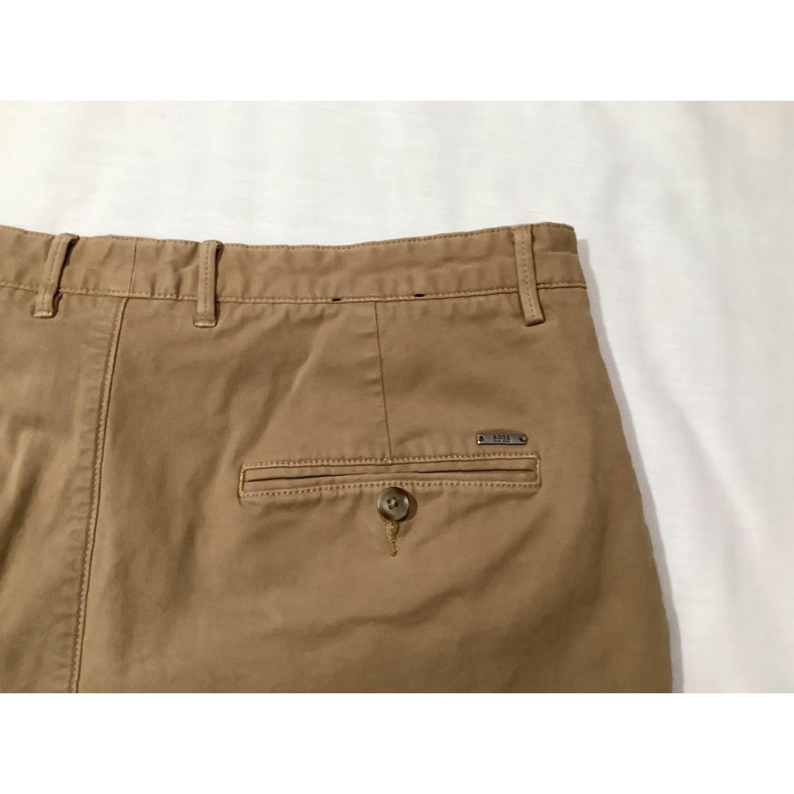 Hugo Boss BOSS Hugo Boss Shorts Mens 32 Beige Chino Stretch Flat Front Cotton Casual Size US 32 / EU 48 - 7 Thumbnail