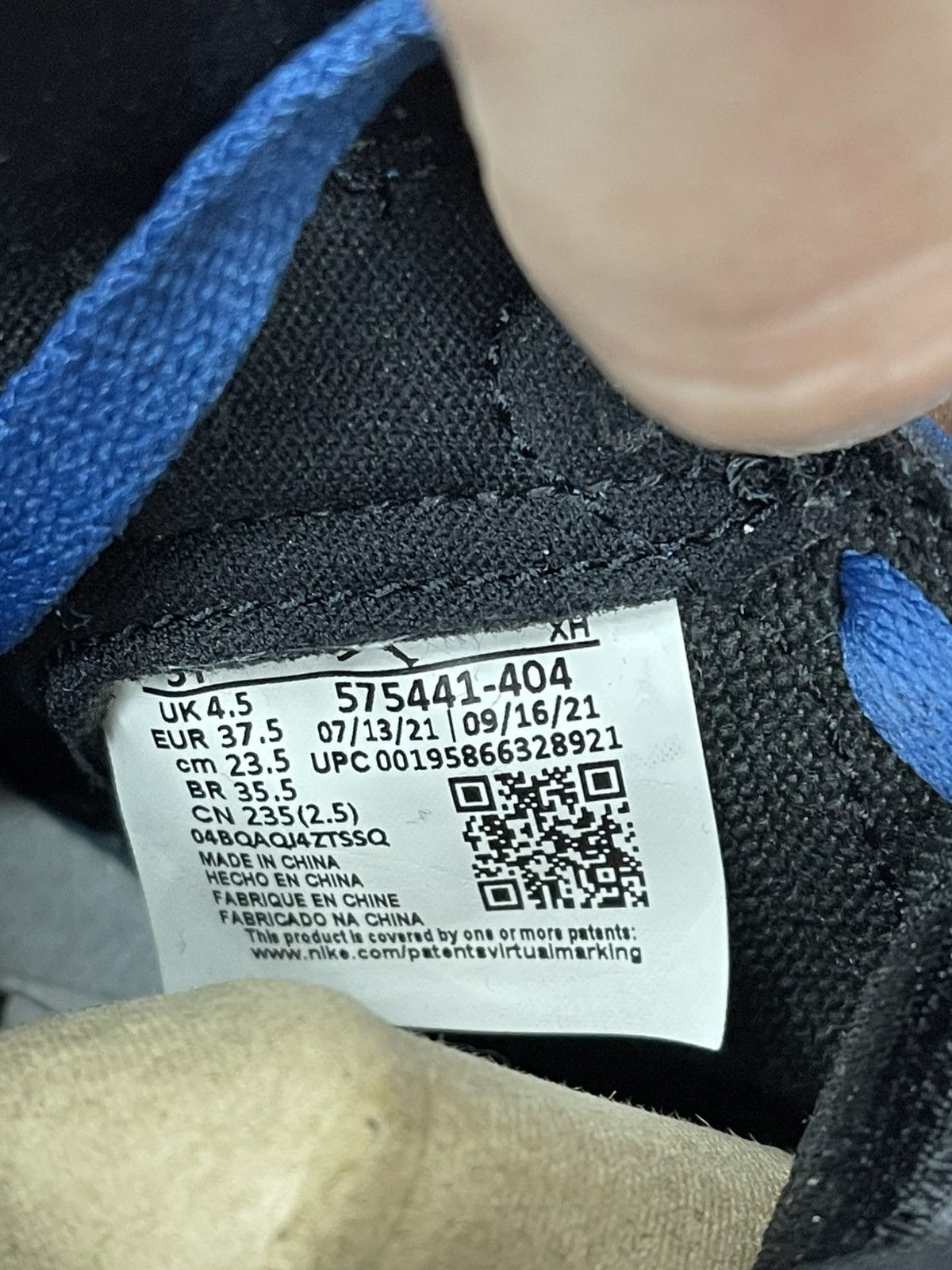 Jordan Brand Size 5y - Jordan 1 High Dark Marina Blue Very Clean Size US 5 / EU 37 - 9 Thumbnail