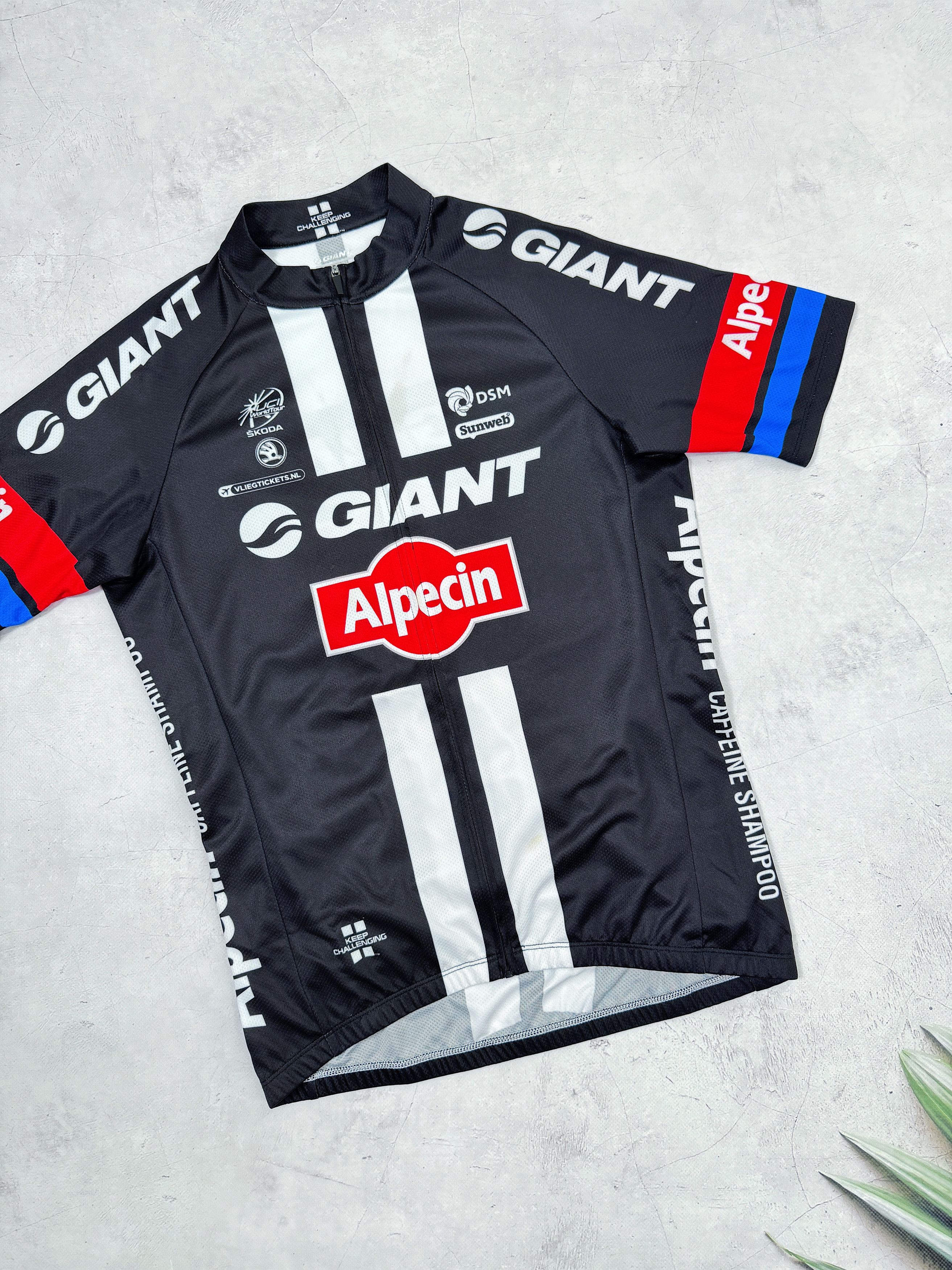 Sports Specialties Giant Alpecin Cycling Jersey UCI World Tour Size US S / EU 44-46 / 1 - 4 Thumbnail