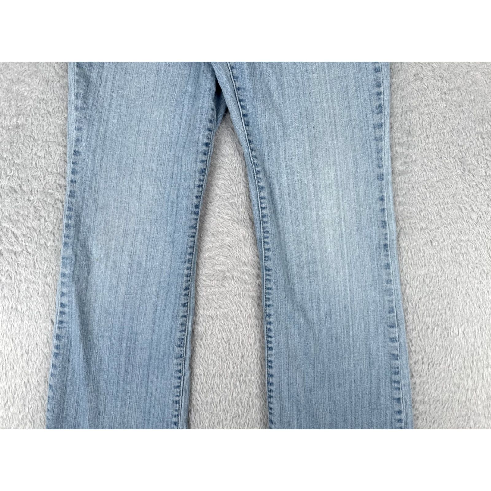 Vintage Style&co. Jeans Women Flared Jeans 6 Light Blue Denim Mid Rise 25x29 Blue, 5-Pocket, 29 Inseam, Regular, Cotton, Size 6, Jeans, Women, Style&Co. Size 28" / US 6 / IT 42 - 3 Thumbnail