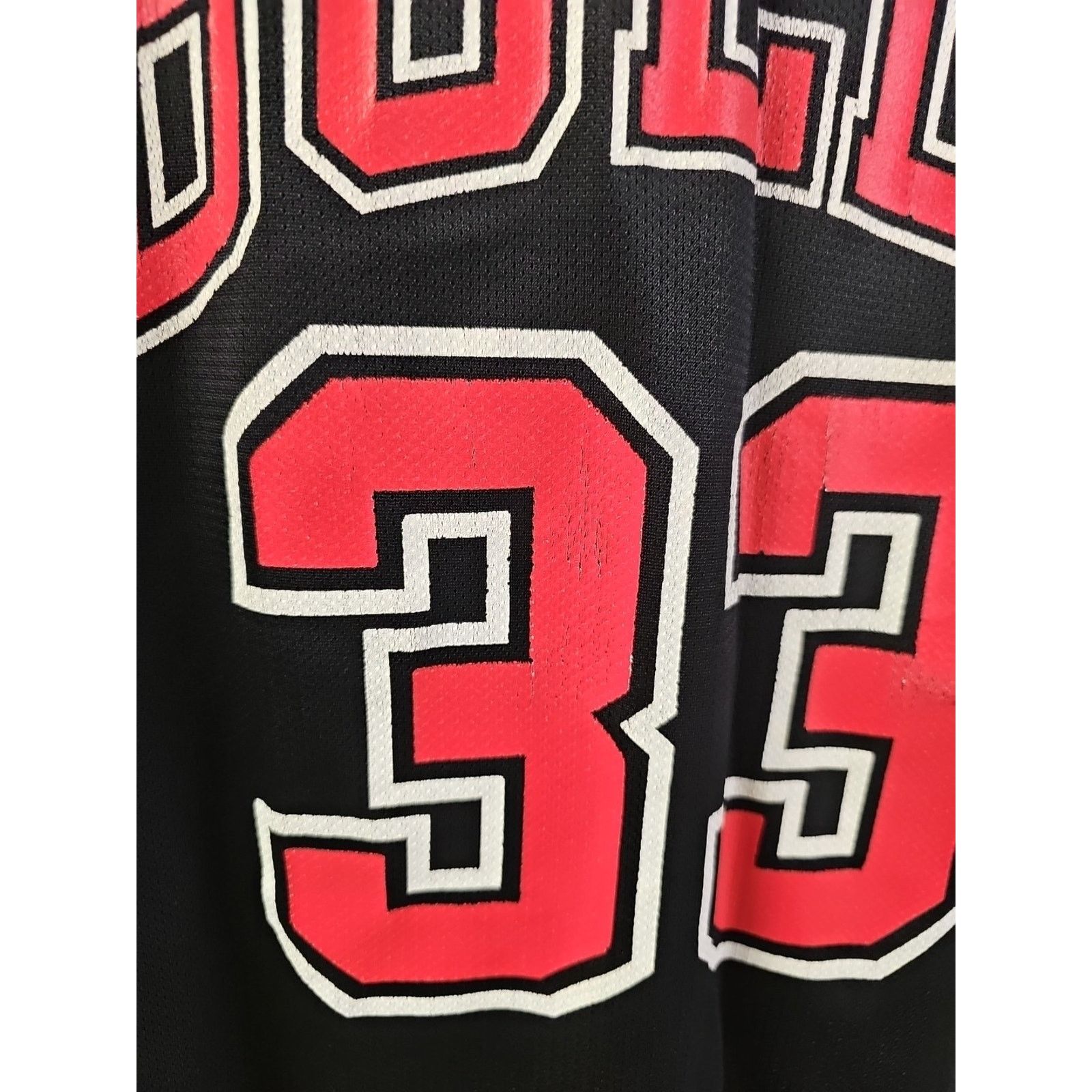 Champion Champion #33 Scottie Pippen Chicago Bulls Jersey Mens 44 USA Size US L / EU 52-54 / 3 - 5 Thumbnail