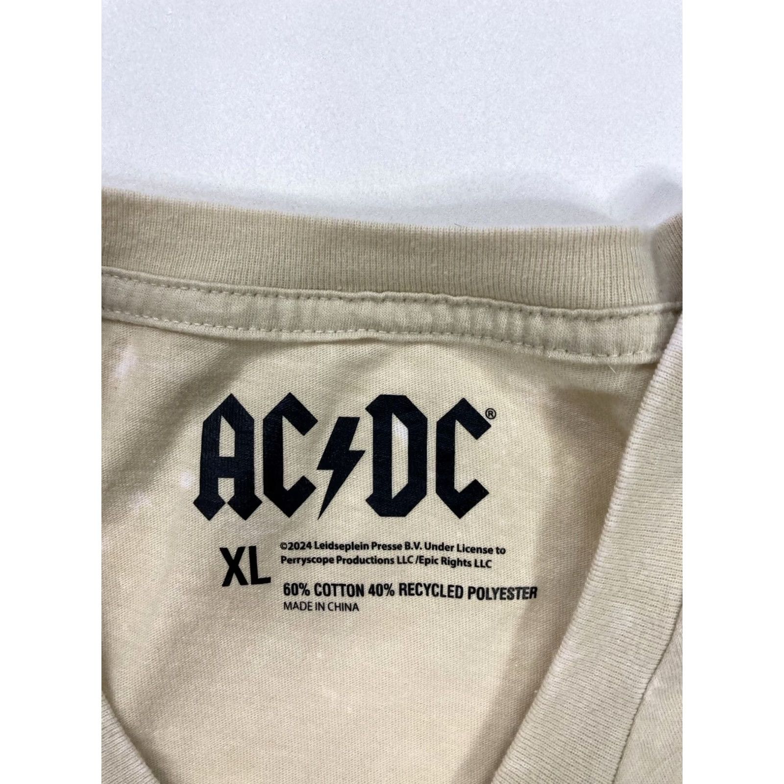 Logo 7 VINTAGE ACDC T-Shirt Logo Graphic XL Men Beige Back In Black Merch Shirt Size US XL / EU 56 / 4 - 4 Thumbnail