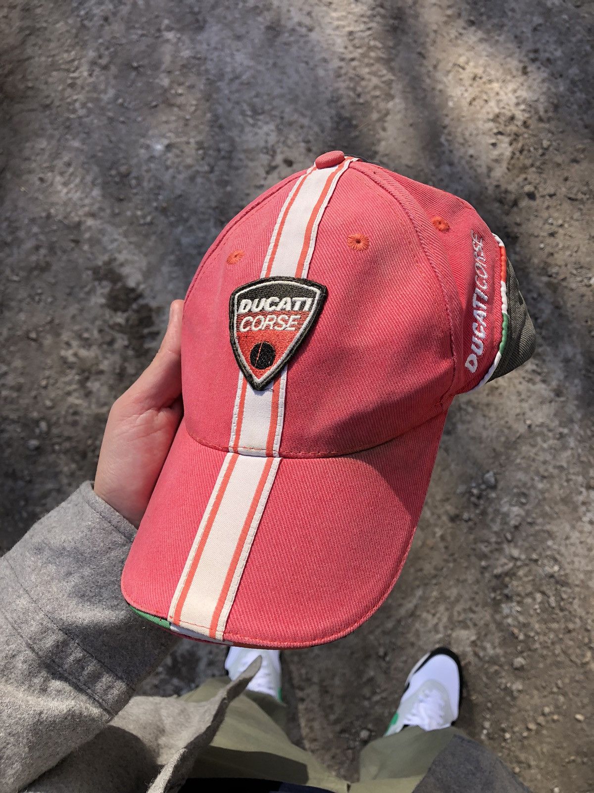 Ducati × Vintage VERY RARE DUCATI CORSE MOTORCYCLE CAP RACING BIKE RETRO 90s Size ONE SIZE - 3 Thumbnail
