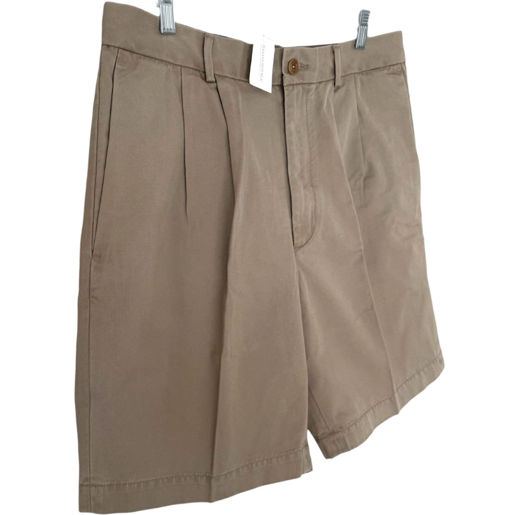 Banana Republic VINTAGE Banana Republic Pleated Chino Short Mens 34 Tan Khaki Safari Preppy NEW Short Chino Mens 34 Tan Size US 34 / EU 50 - 3 Thumbnail