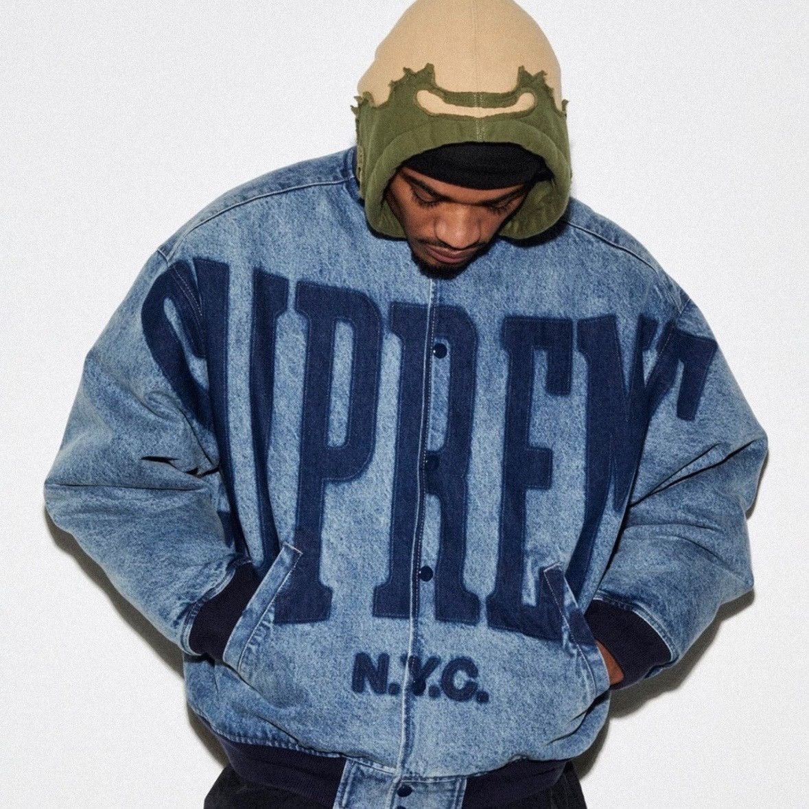 Supreme Supreme Logo Washed Denim Jacket Size US L / EU 52-54 / 3 - 6 Thumbnail