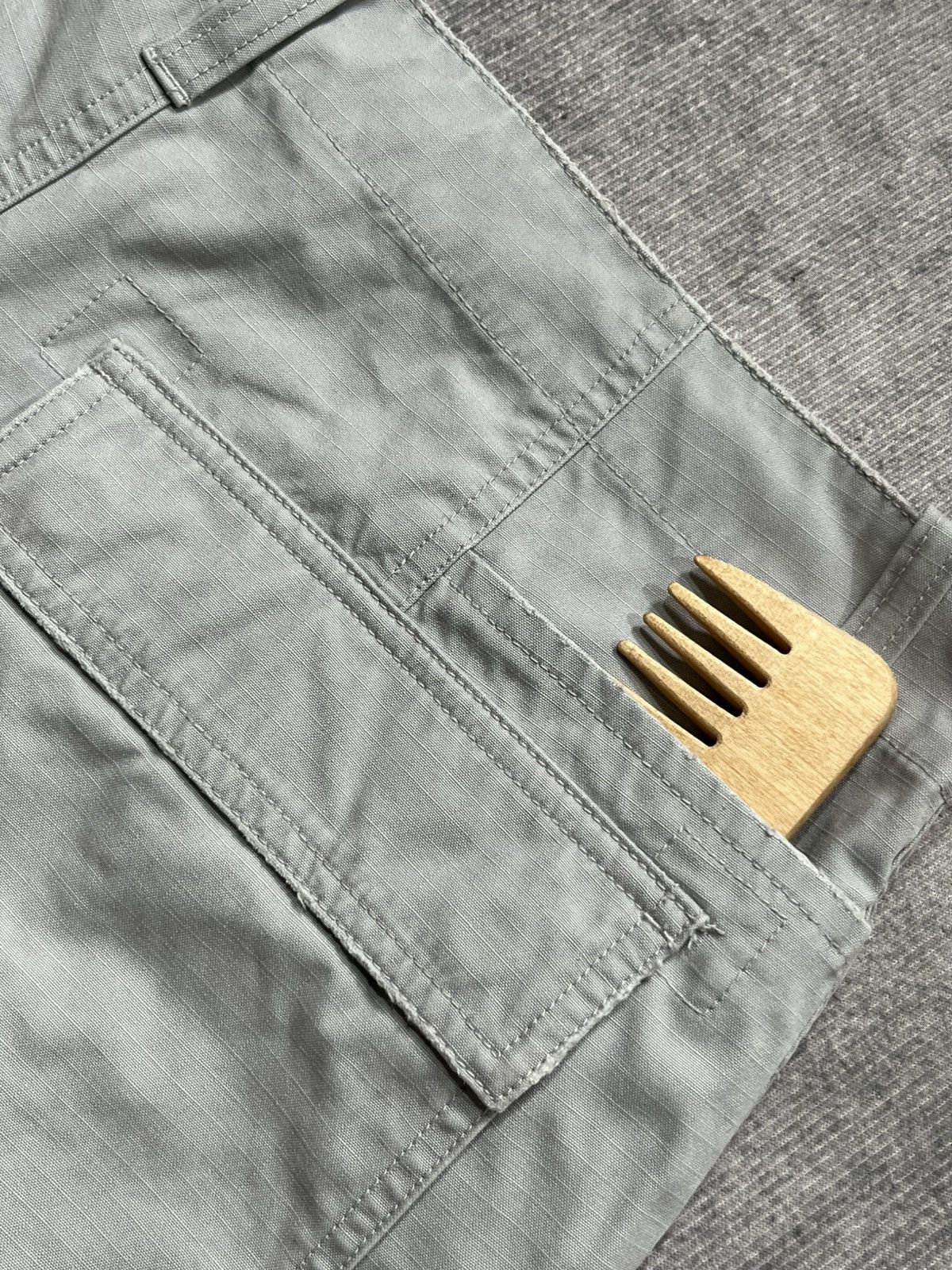 Armani Exchange × Vintage Armani Exchange Vintage ripstop shorts light grey Size US 32 / EU 48 - 10 Thumbnail