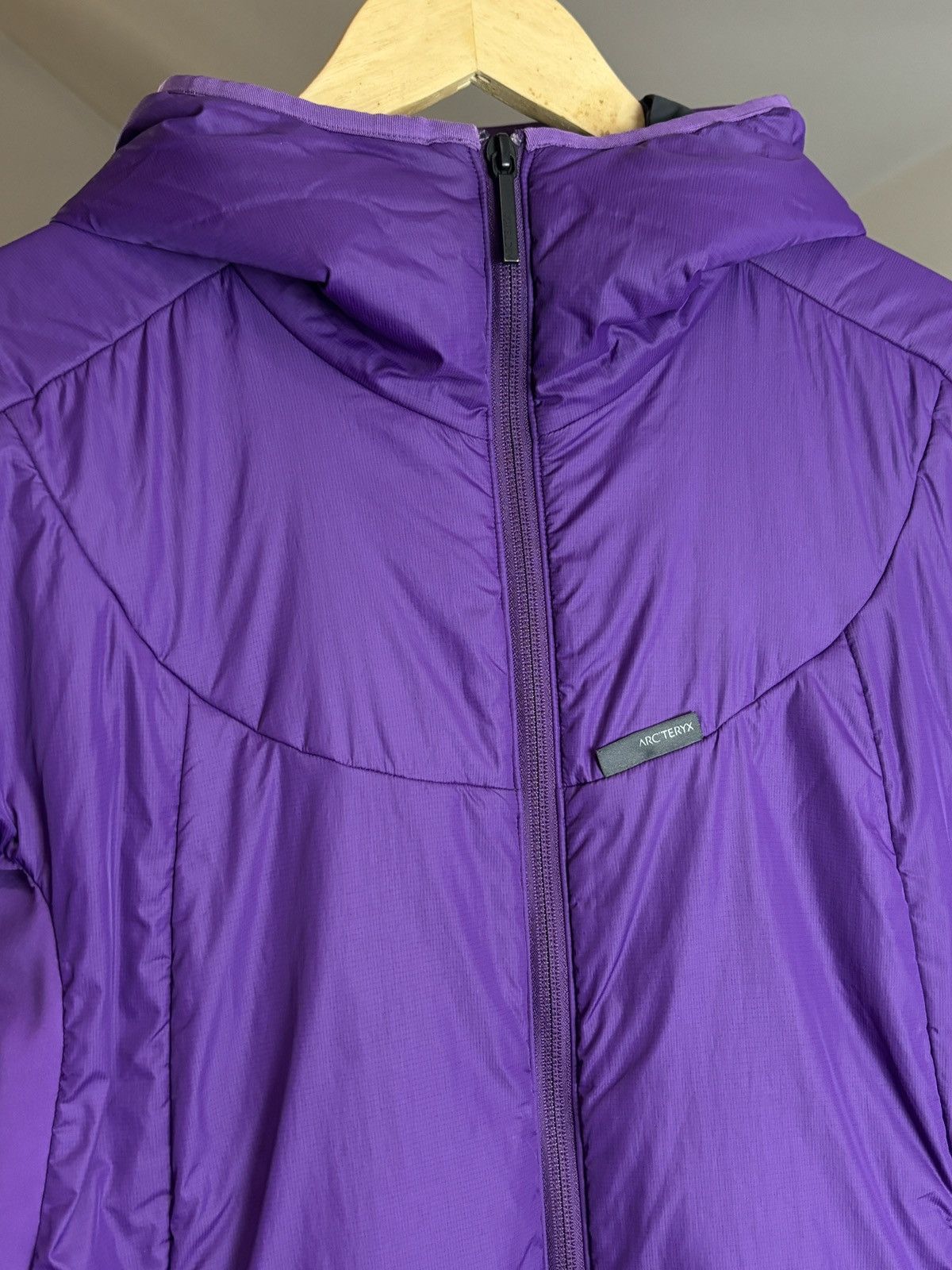 Arc'teryx Arc’Teryx Gorpcore Down Jacket Size L / US 10 / IT 46 - 2 Thumbnail