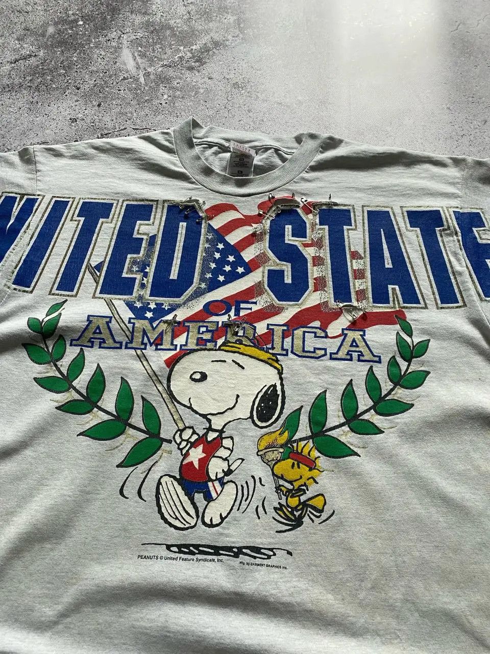Cartoon Network VINTAGE 90s PEANUTS SNOOPY USA DISTRESSED CARTOON T SHIRT Size US XL / EU 56 / 4 - 17 Thumbnail