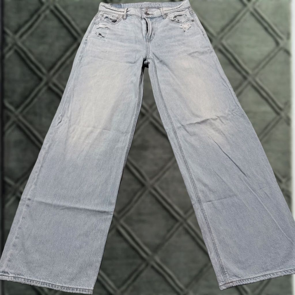 American Eagle Outfitters American Eagle Jeans Women Blue Denim Distressed Mid Rise Zip Fly Wide Leg 0 28 Inseam 29 Inseam 5-Pocket Design 90s Theme Vintage No Shirt Size 25" / US 0 / IT 36 - 1 Thumbnail