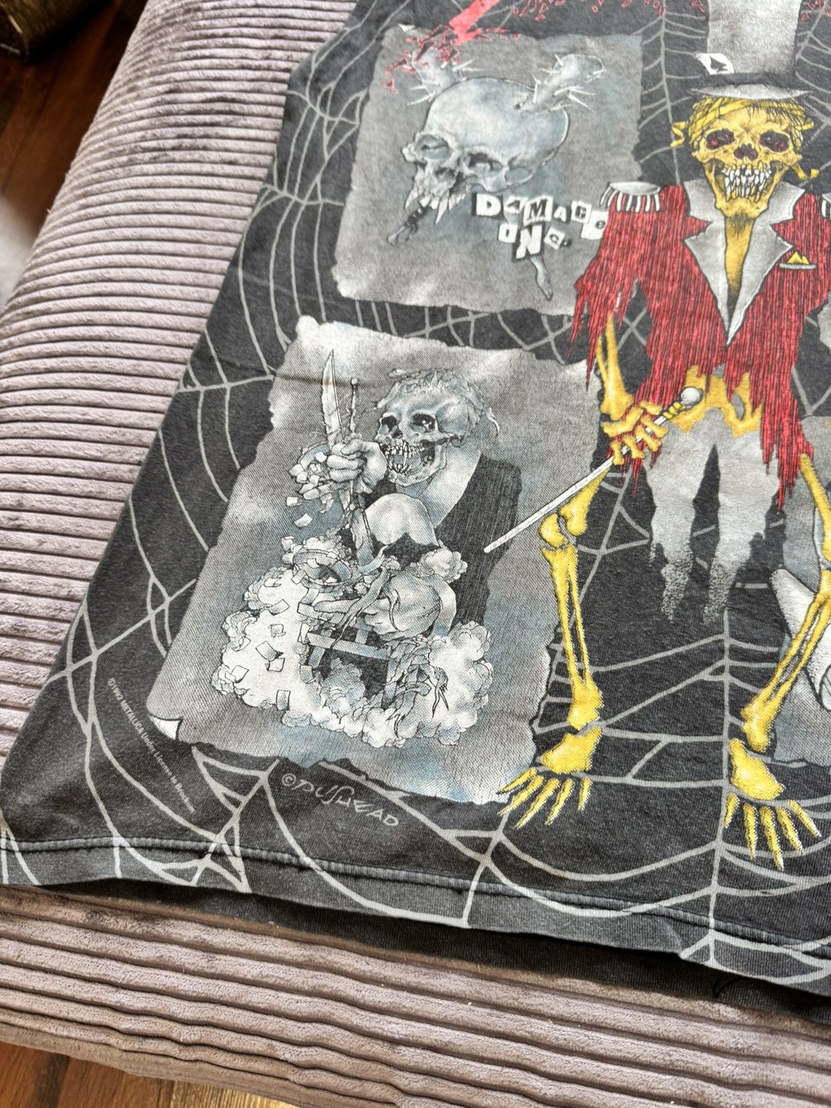 Band Tees Rare Vintage Metallica Ringmaster AOP 1992 Metal Band Tee Size US XL / EU 56 / 4 - 4 Thumbnail