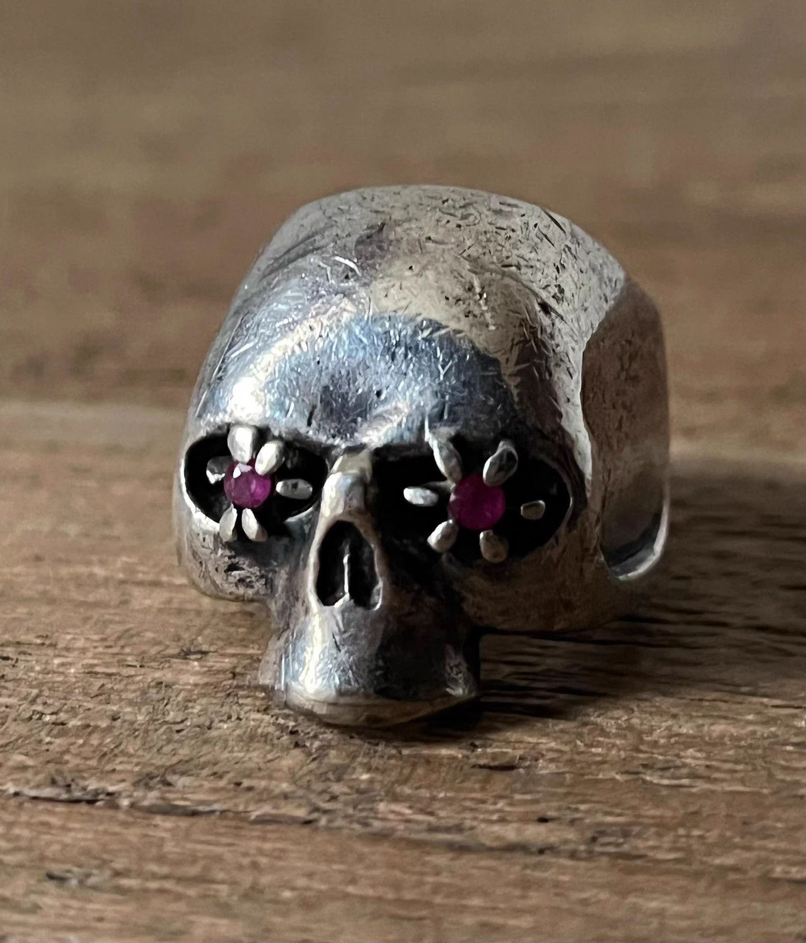 Number (N)ine Number Nine Skull Ring Gem Eyes Silver 17 Size ONE SIZE - 4 Thumbnail