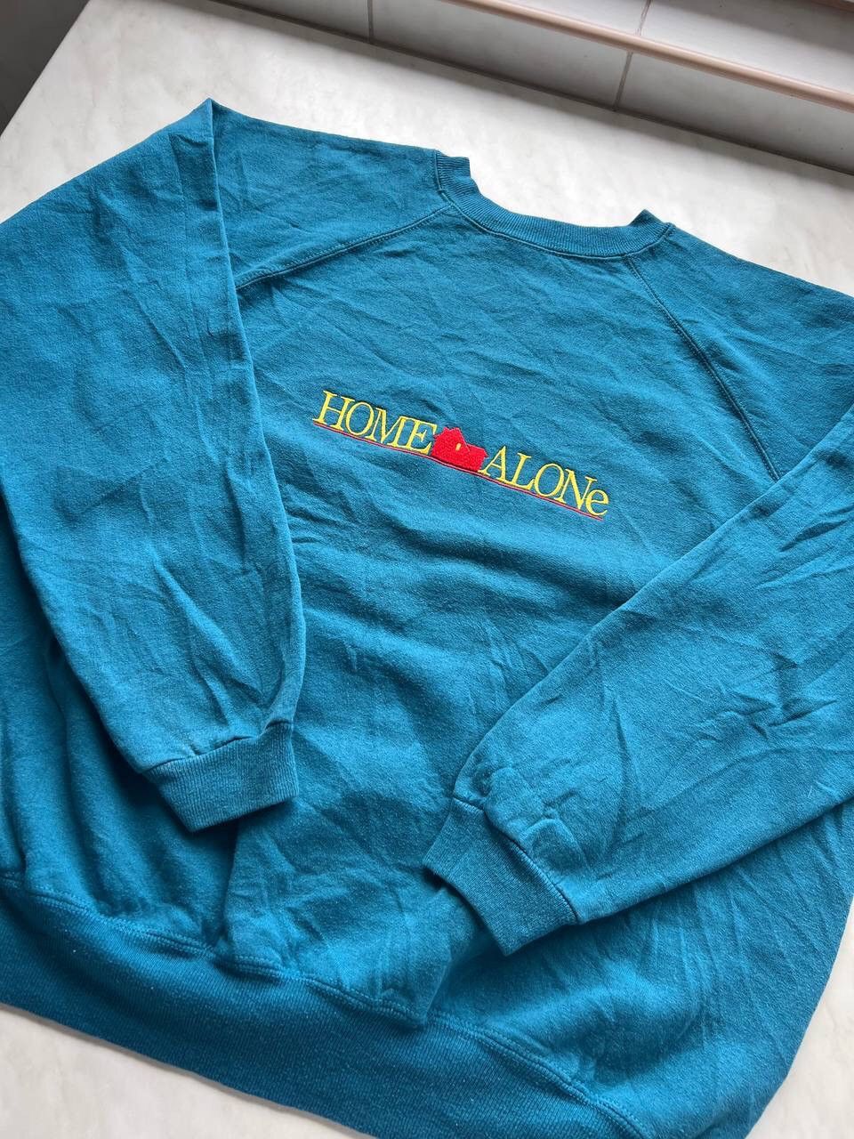 Designer × Vintage Vintage 1990s Promo Home Alone Sweatshirt by Hanes Crewneck Size US M / EU 48-50 / 2 - 2 Thumbnail