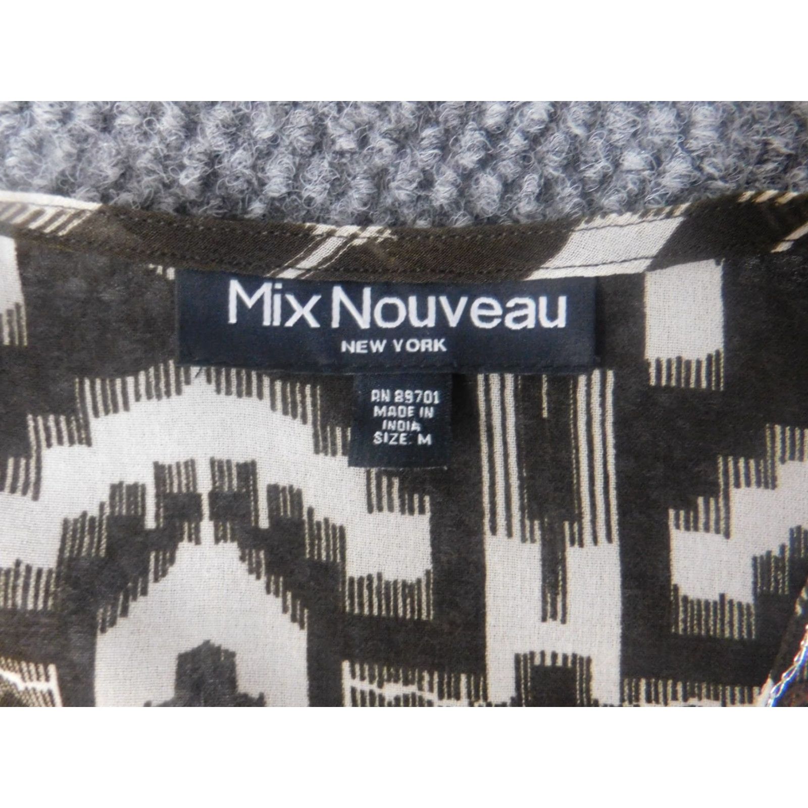 Vintage Mix Nouveau Blouse Womens M Brown Polyester Rayon Crew Neck Long Sleeve Casual Pullover Floral Butterfly Basic Stretch Casual Shirt Size M / US 6-8 / IT 42-44 - 5 Thumbnail