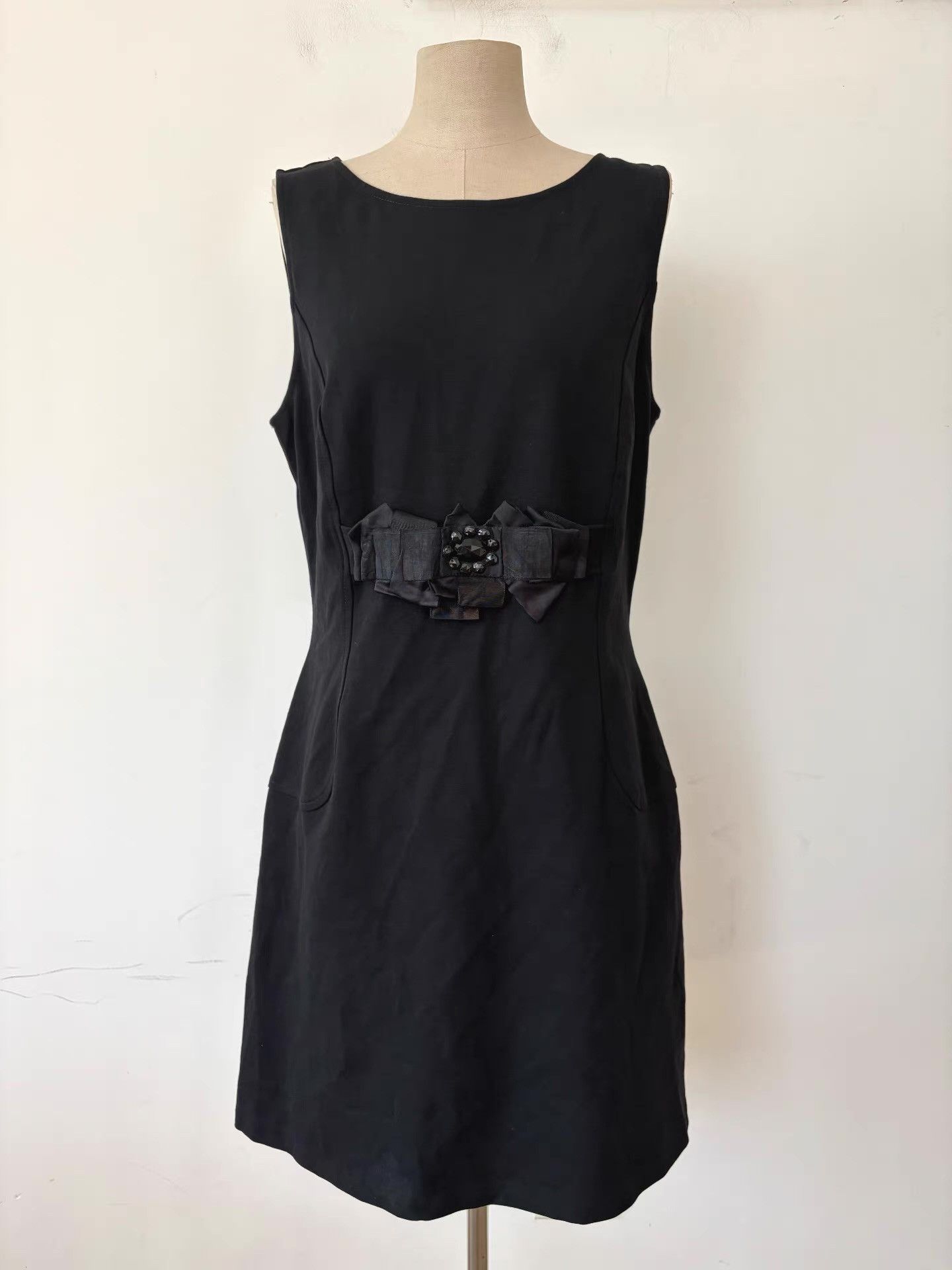 Liu Jo Liu Jo Women's Bow-Decorated Little Black Dress Ｑ21 Size L / US 10 / IT 46 - 1 Thumbnail