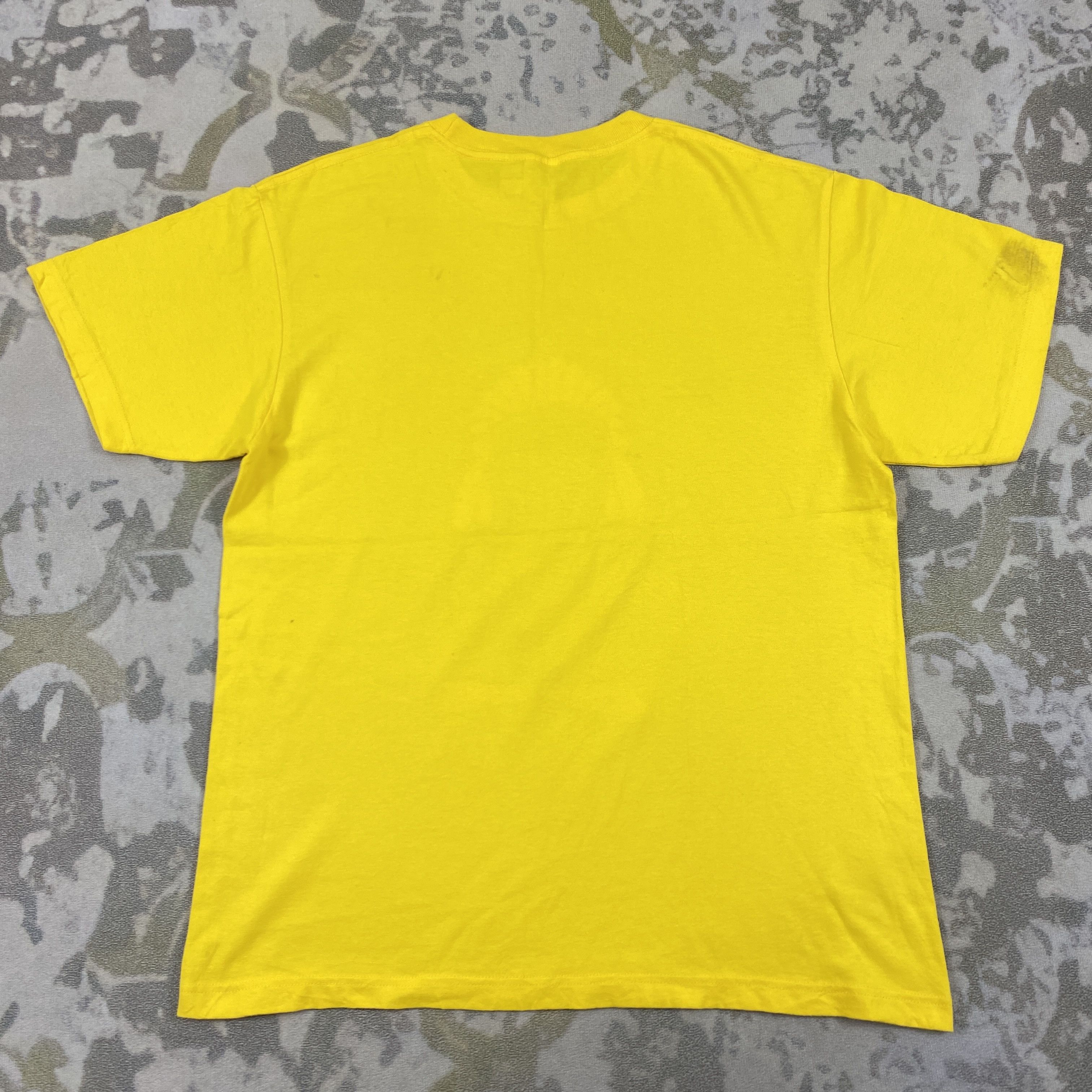 Cartoon Network Vintage Tweety Oneshotonekill Red Indian Large Tshirt -D017 Size US M / EU 48-50 / 2 - 2 Thumbnail
