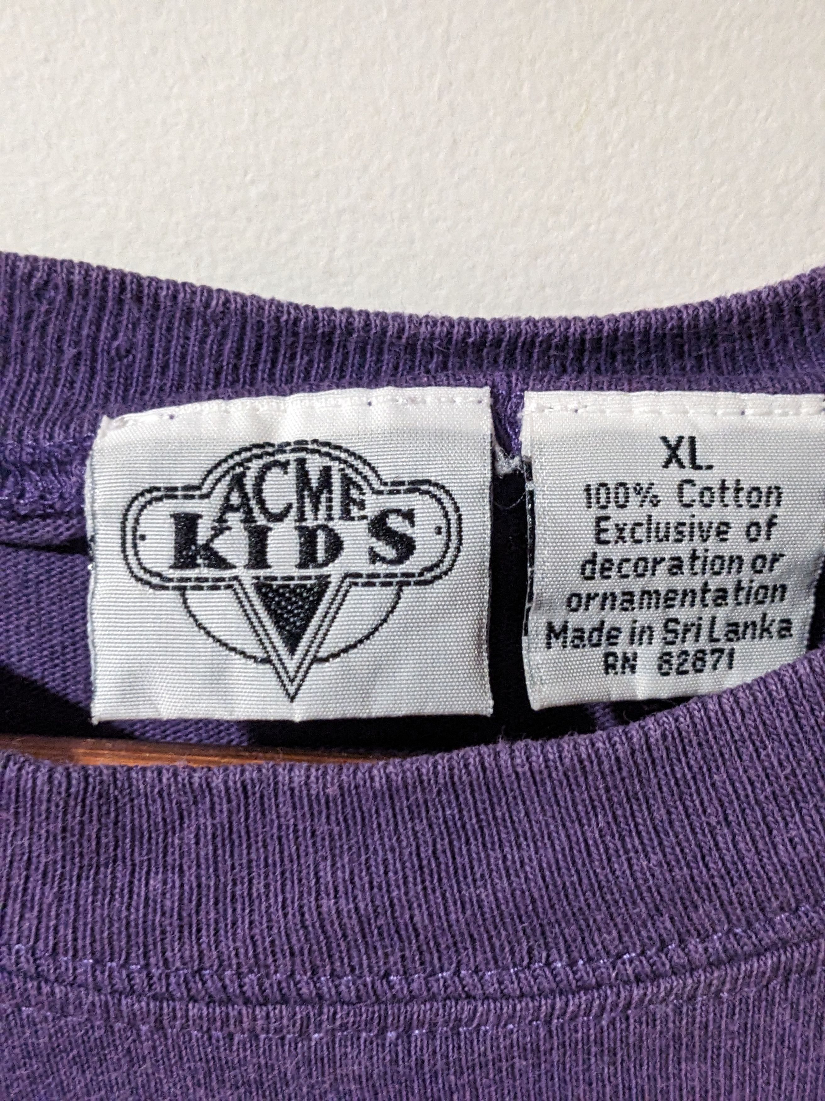 Cartoon Network Vintage 90s Bugs Bunny Pocket Kids X-Large Purple T-Shirt Size US XL / EU 56 / 4 - 3 Thumbnail
