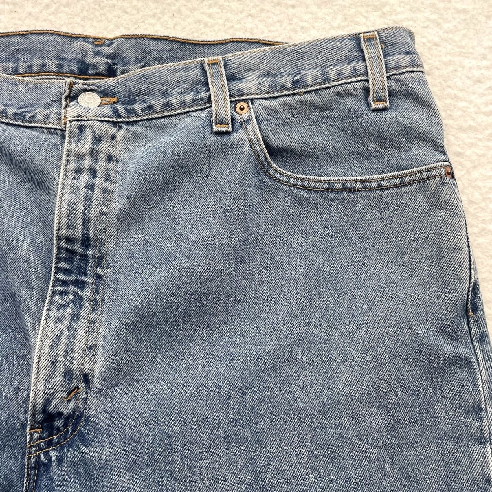 Levi's VINTAGE Levi's 505 Jeans Mens 42x32 Regular Fit Straight Leg Y2K Light Wash Blue Size US 42 / EU 58 - 4 Thumbnail