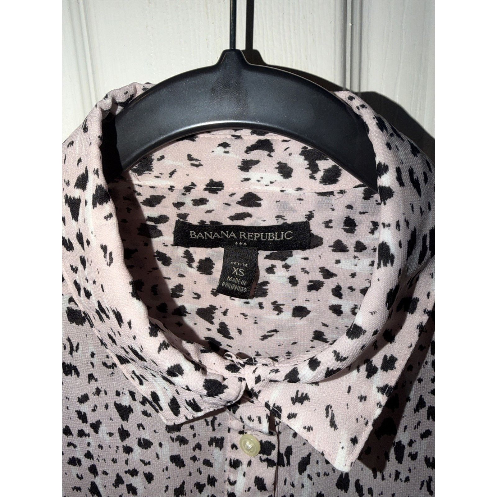 Banana Republic Banana Republic Women Pink XS Sleeveless Top Spotted Print Size XS / US 0-2 / IT 36-38 - 4 Thumbnail