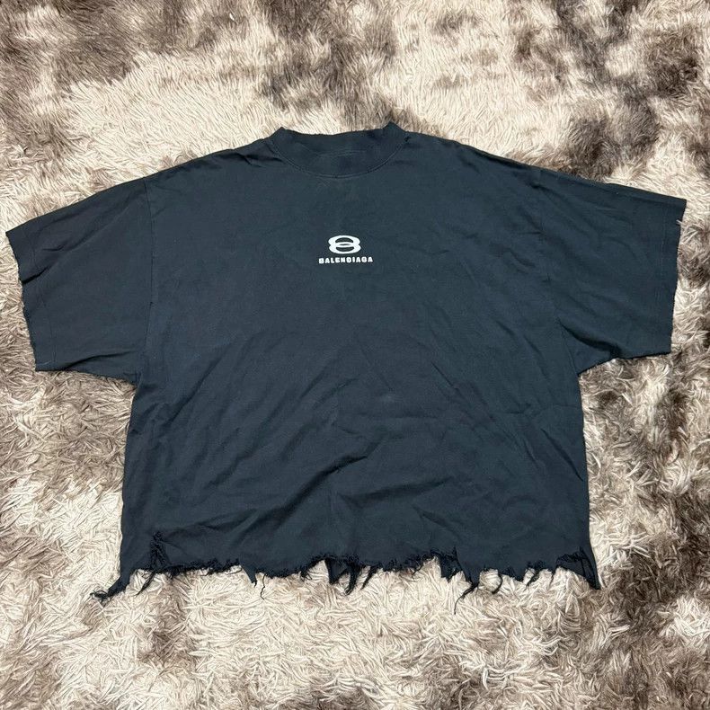 Balenciaga Balenciaga 24SS Distressed Short Sleeve Tee Size US M / EU 48-50 / 2 - 1 Thumbnail