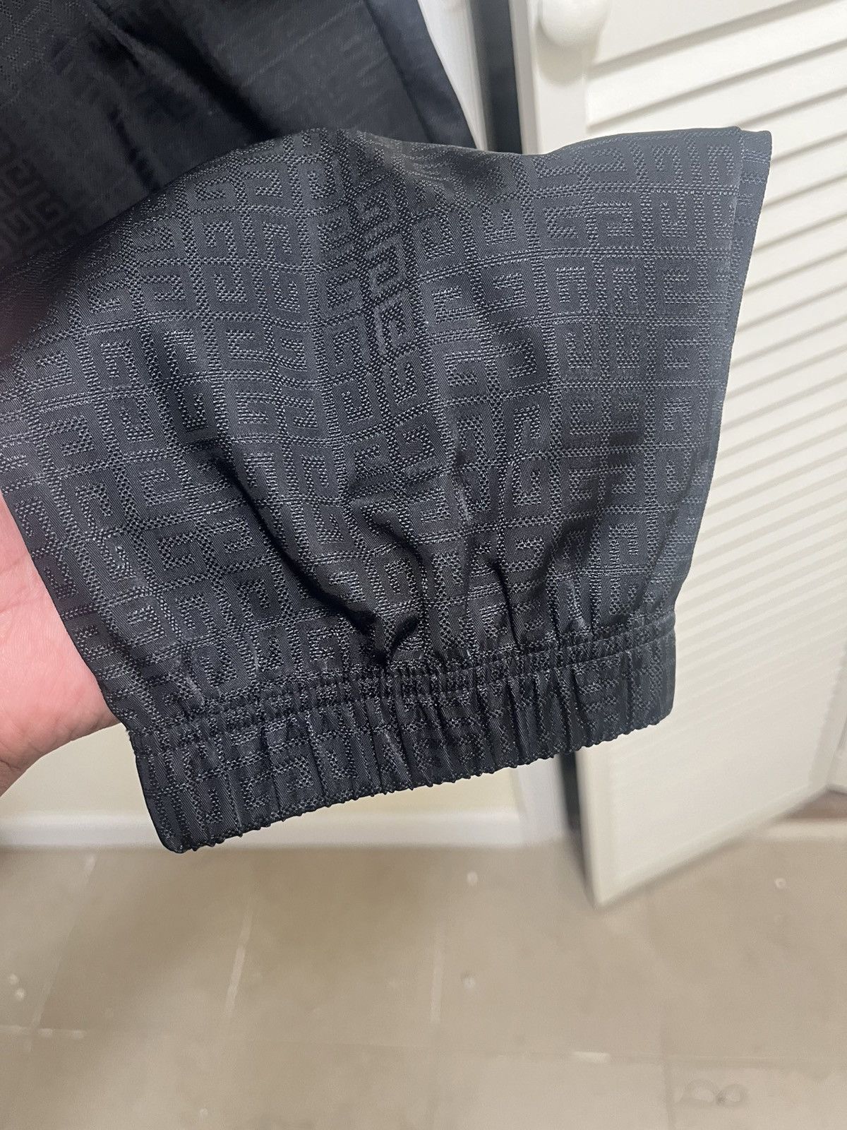 Givenchy Givenchy 4G Nylon Jacquard Jogger Pants Sz 50(34waist) Size US 34 / EU 50 - 7 Thumbnail