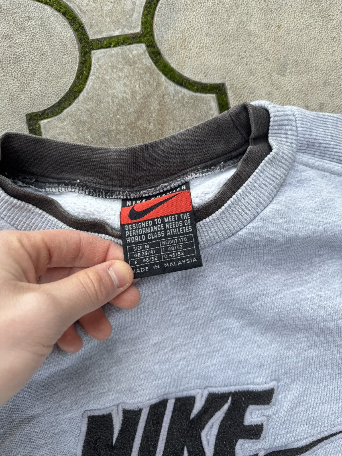 Nike Vintage Nike Big Swoosh Spell Out Boxy Sweatshirt Size US M / EU 48-50 / 2 - 6 Thumbnail