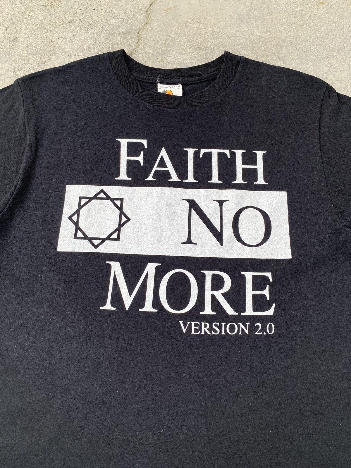 Band Tees Vintage Y2k Faith No More Metal Band Tees Rare Size US M / EU 48-50 / 2 - 5 Thumbnail
