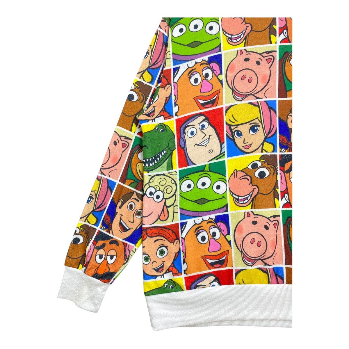 Disney Disney Toy Story All Over Print Sweatshirt Size L Crewneck Size US L / EU 52-54 / 3 - 3 Thumbnail