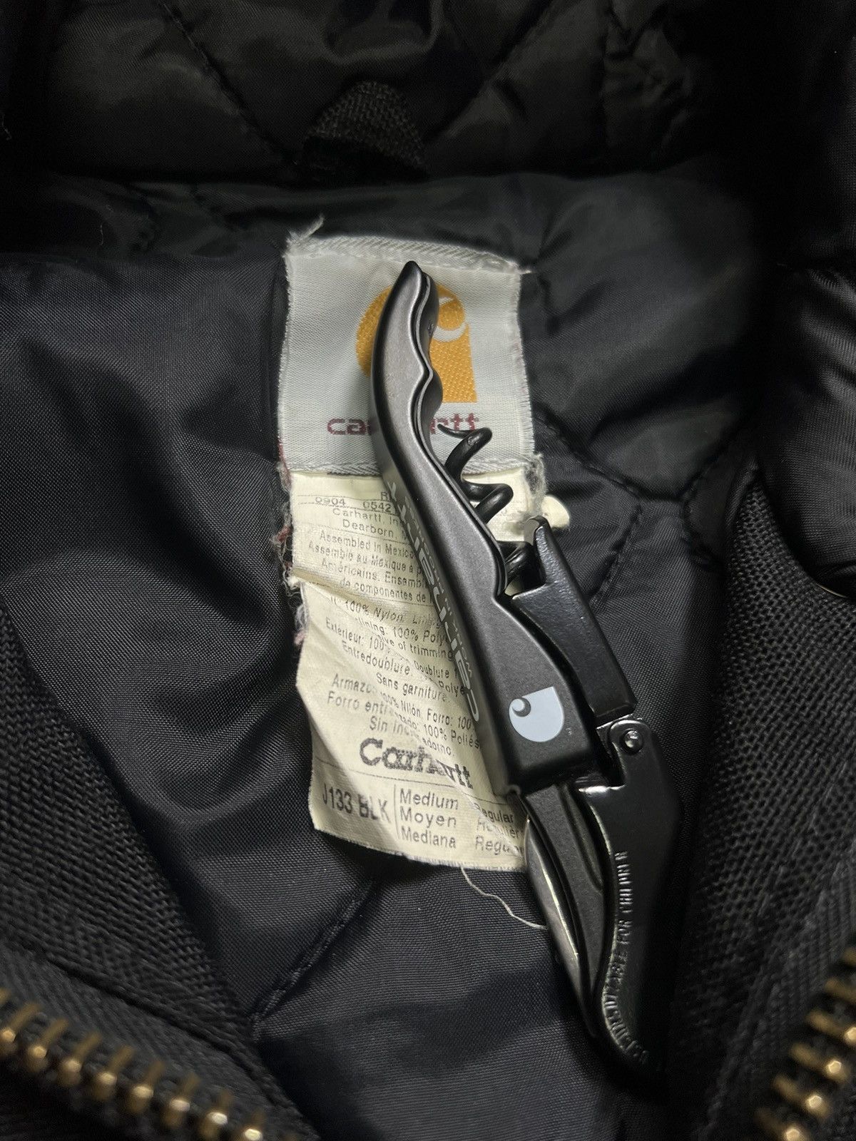 Carhartt × Japanese Brand × Vintage Carhartt J133 BLK Active Hooded Jacket Size US L / EU 52-54 / 3 - 6 Thumbnail