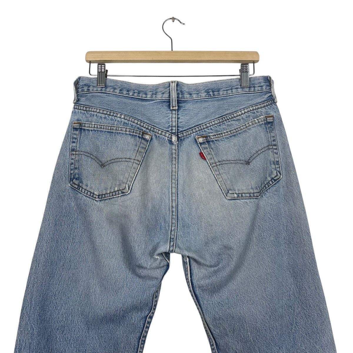Japanese Brand Vintage 80s Levis 501 Big E Button Fly Distressed Jeans Size US 32 / EU 48 - 14 Thumbnail