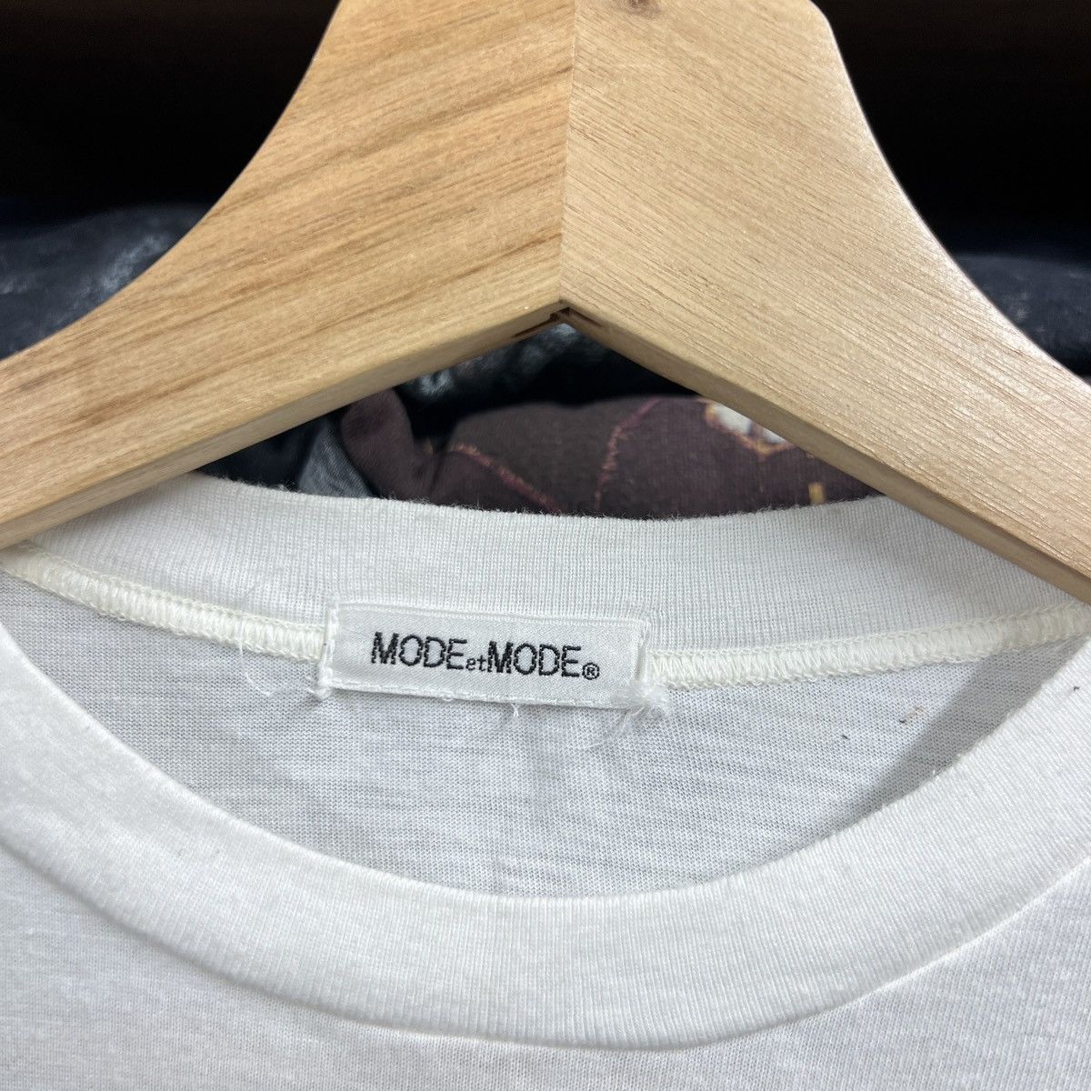 Vintage VTG FASHION MAGAZINE MODE ET MODE SINGLE STITCH TEE Size US S / EU 44-46 / 1 - 4 Thumbnail