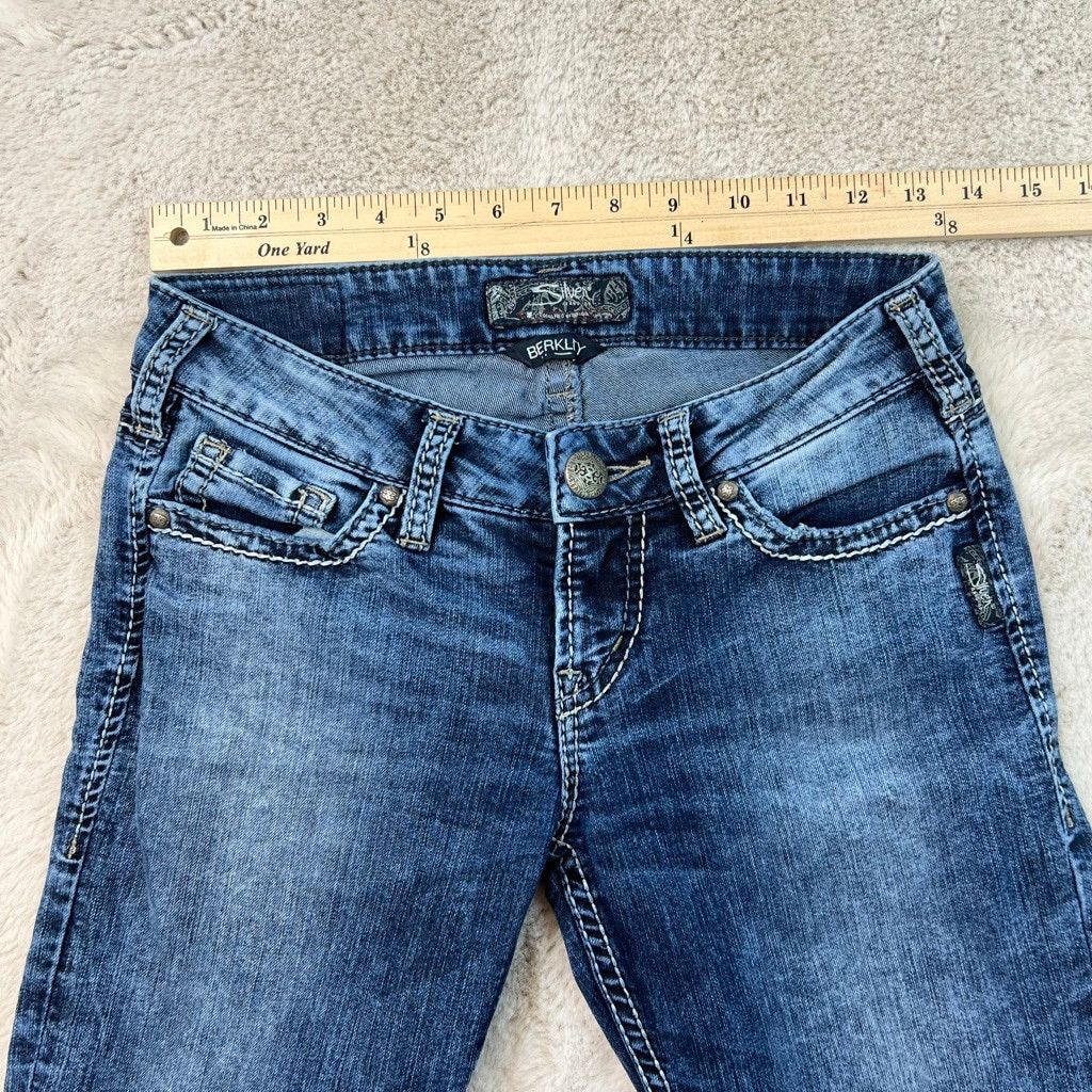 Silver Jeans Co. Silver Jeans Berkley Straight Leg Jeans Size 26x34 Low Rise Size 26" / US 2 / IT 38 - 5 Thumbnail