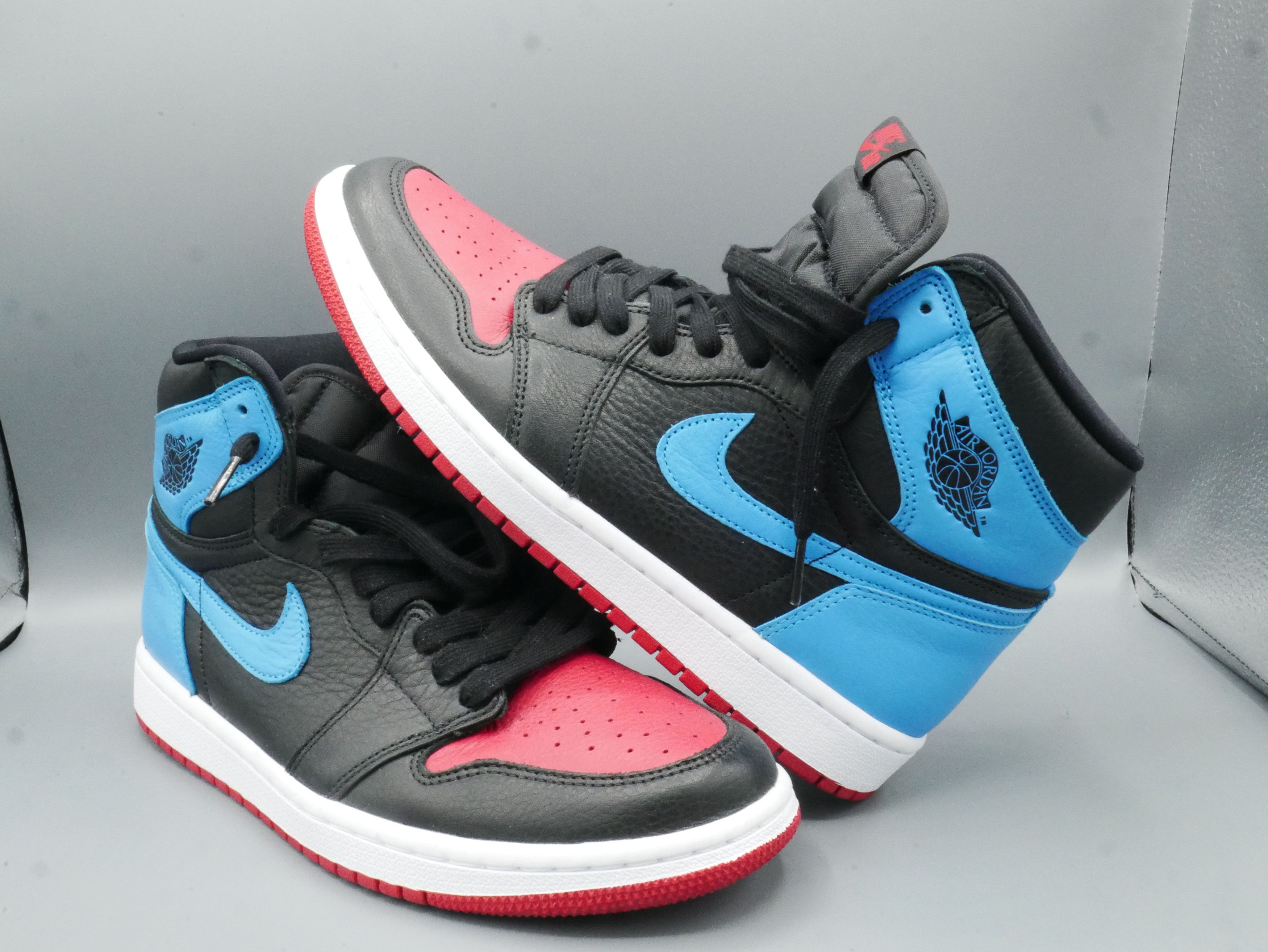 Jordan Brand Air Jordan 1 Retro High NC To CHI Size US 9 / IT 39 - 1 Thumbnail