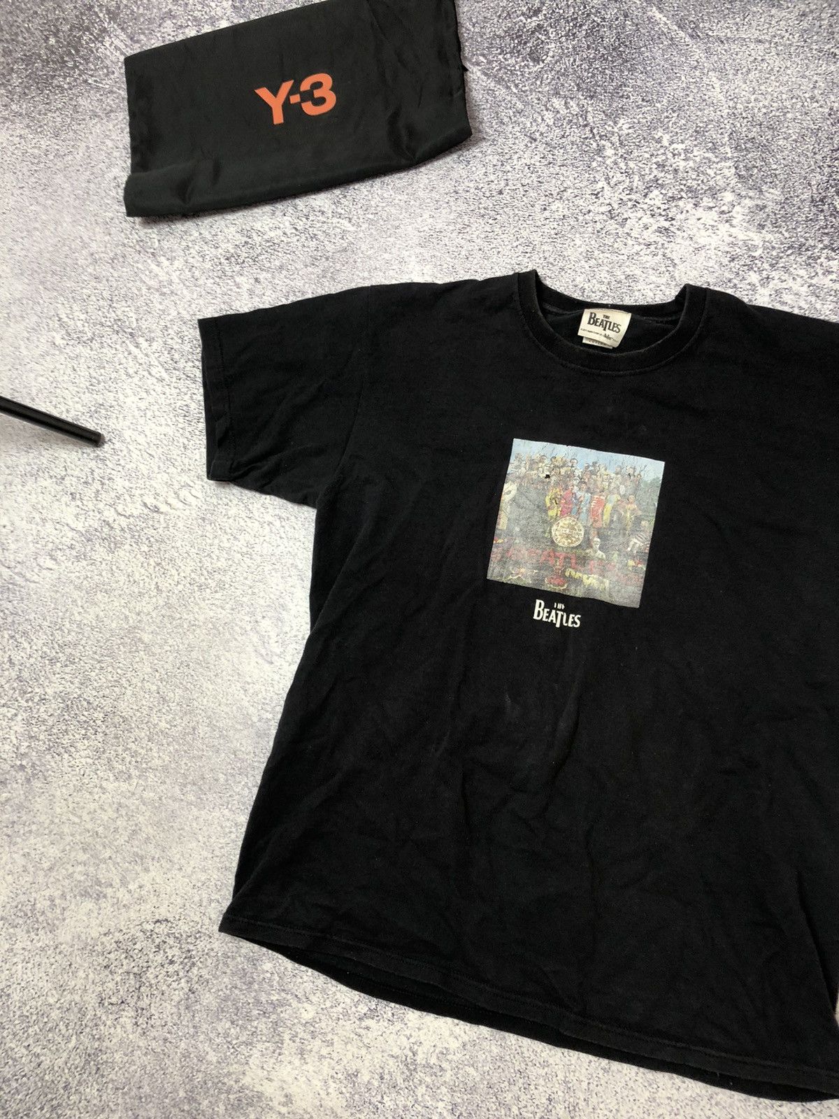 Band Tees VINTAGE MENS MERCH ROCK T-SHIRT THE BEATLES Y2k JAPAN USA Size US L / EU 52-54 / 3 - 3 Thumbnail
