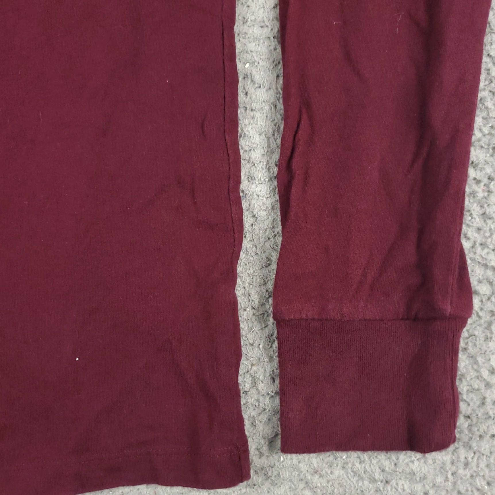 American Eagle Outfitters American Eagle Outfitters T-Shirt Mens XS Burgundy Long Sleeve Adult Crew Neck Warm Casual Shirt Size US XS / EU 42 / 0 - 5 Thumbnail