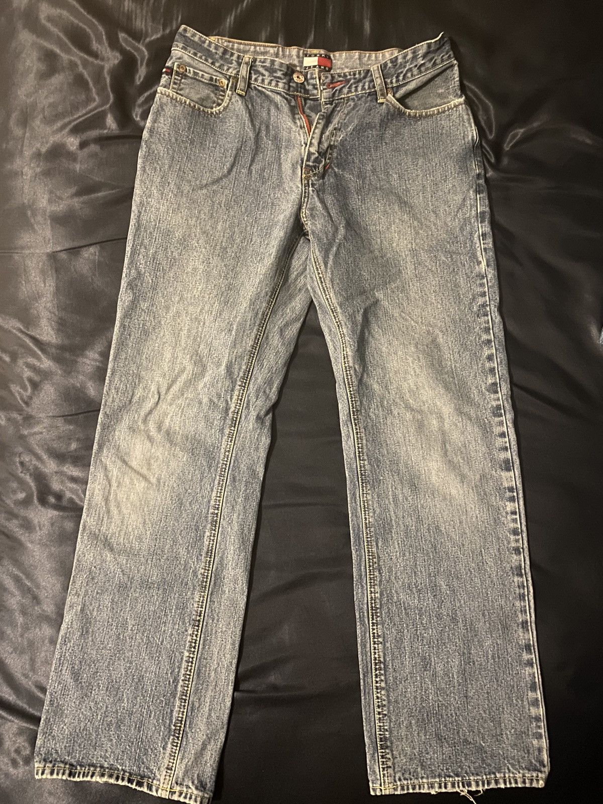 Tommy Hilfiger TOMMY HILFIGER DESIGNED DENIM Size US 30 / EU 46 - 2 Thumbnail
